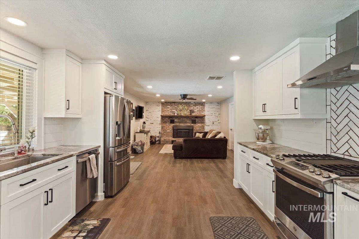 13712 Jarett St., Caldwell, Idaho 83607, 3 Bedrooms, 2.5 Bathrooms, Residential For Sale, Price $524,900,MLS 98967389