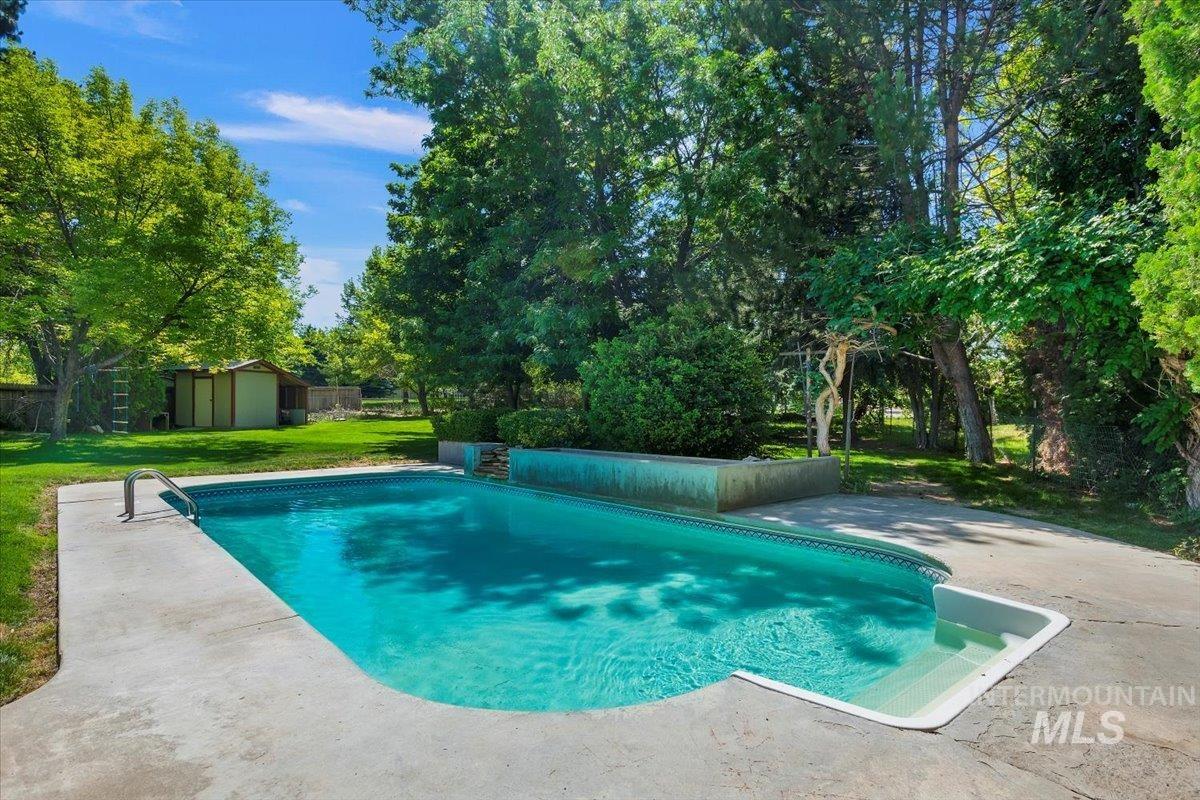 13712 Jarett St., Caldwell, Idaho 83607, 3 Bedrooms, 2.5 Bathrooms, Residential For Sale, Price $524,900,MLS 98967389