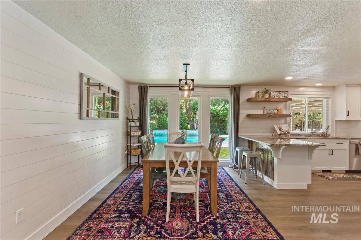 13712 Jarett St., Caldwell, Idaho 83607, 3 Bedrooms, 2.5 Bathrooms, Residential For Sale, Price $524,900,MLS 98967389