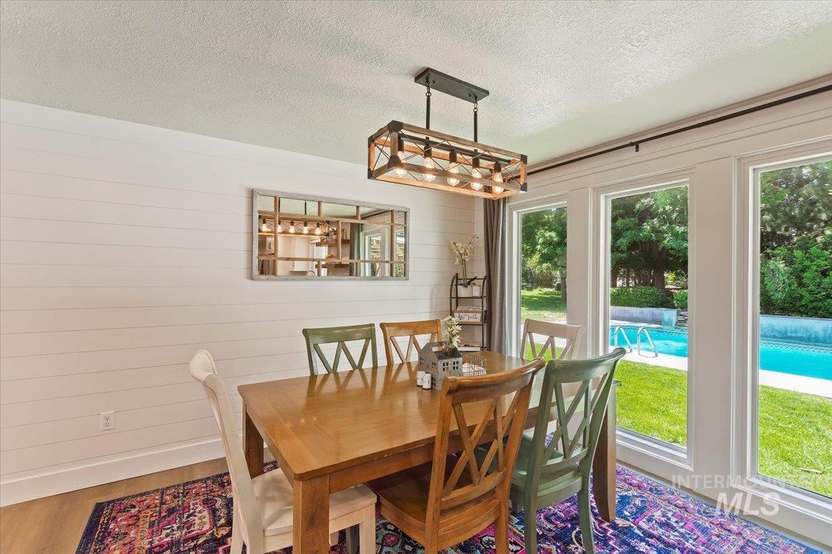 13712 Jarett St., Caldwell, Idaho 83607, 3 Bedrooms, 2.5 Bathrooms, Residential For Sale, Price $524,900,MLS 98967389