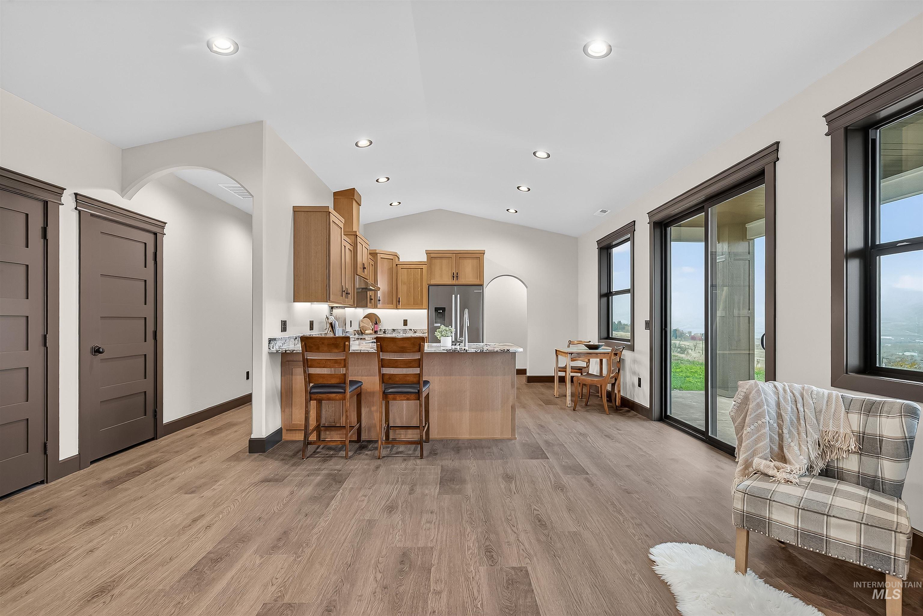 1664 Bennett Hill Dr., Clarkston, Washington 99403, 3 Bedrooms, 2 Bathrooms, Residential For Sale, Price $529,000,MLS 98967391