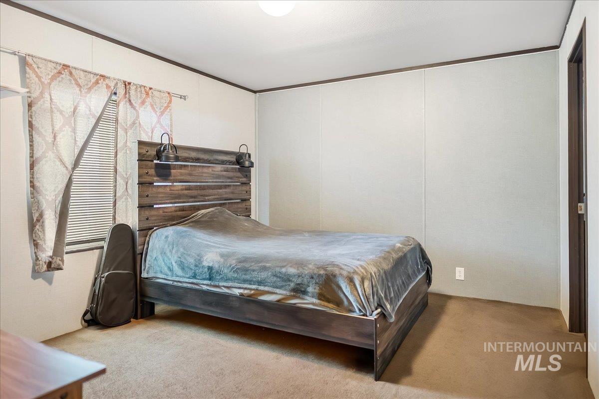 2436 B Oakley Ave, Hollister, Idaho 83301, 3 Bedrooms, 2 Bathrooms, Residential For Sale, Price $327,000, 98967395