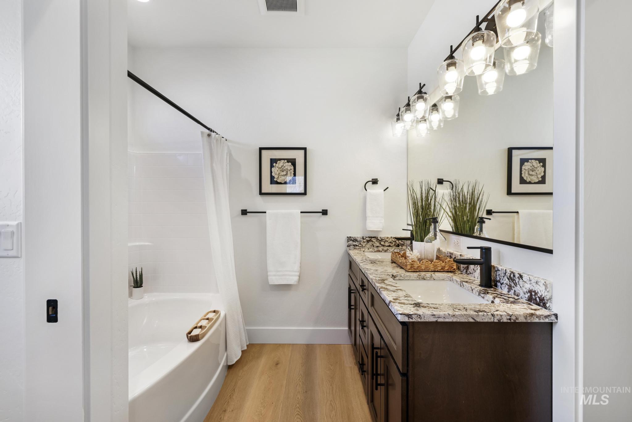 605 Glen Eagle, Jerome, Idaho 83338, 4 Bedrooms, 2 Bathrooms, Residential For Sale, Price $415,000, 98967400