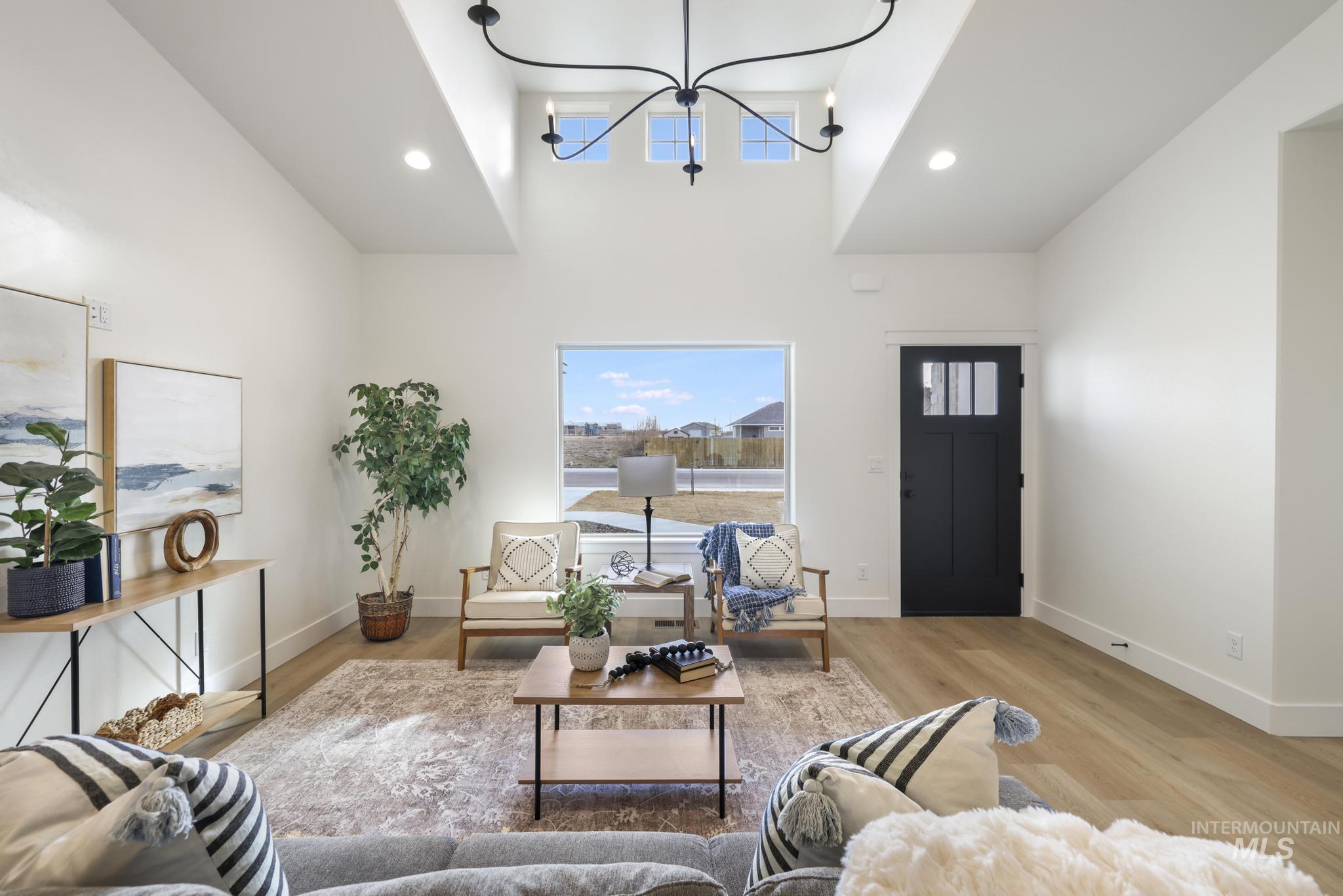 605 Glen Eagle, Jerome, Idaho 83338, 4 Bedrooms, 2 Bathrooms, Residential For Sale, Price $415,000, 98967400