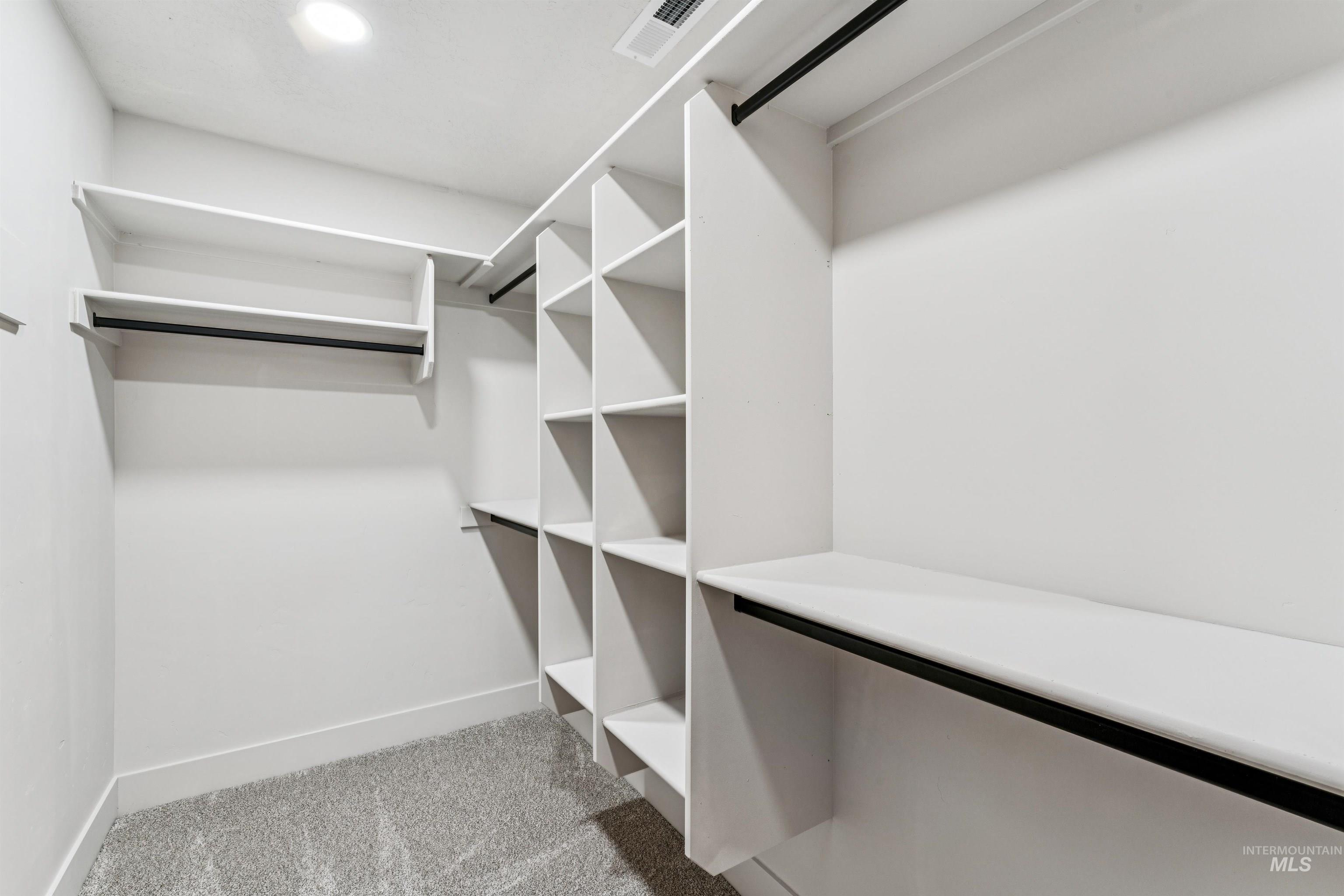 320 E Mayfield Springs Blvd, Mayfield, Idaho 83716, 3 Bedrooms, 2.5 Bathrooms, Residential For Sale, Price $469,000, 98967402