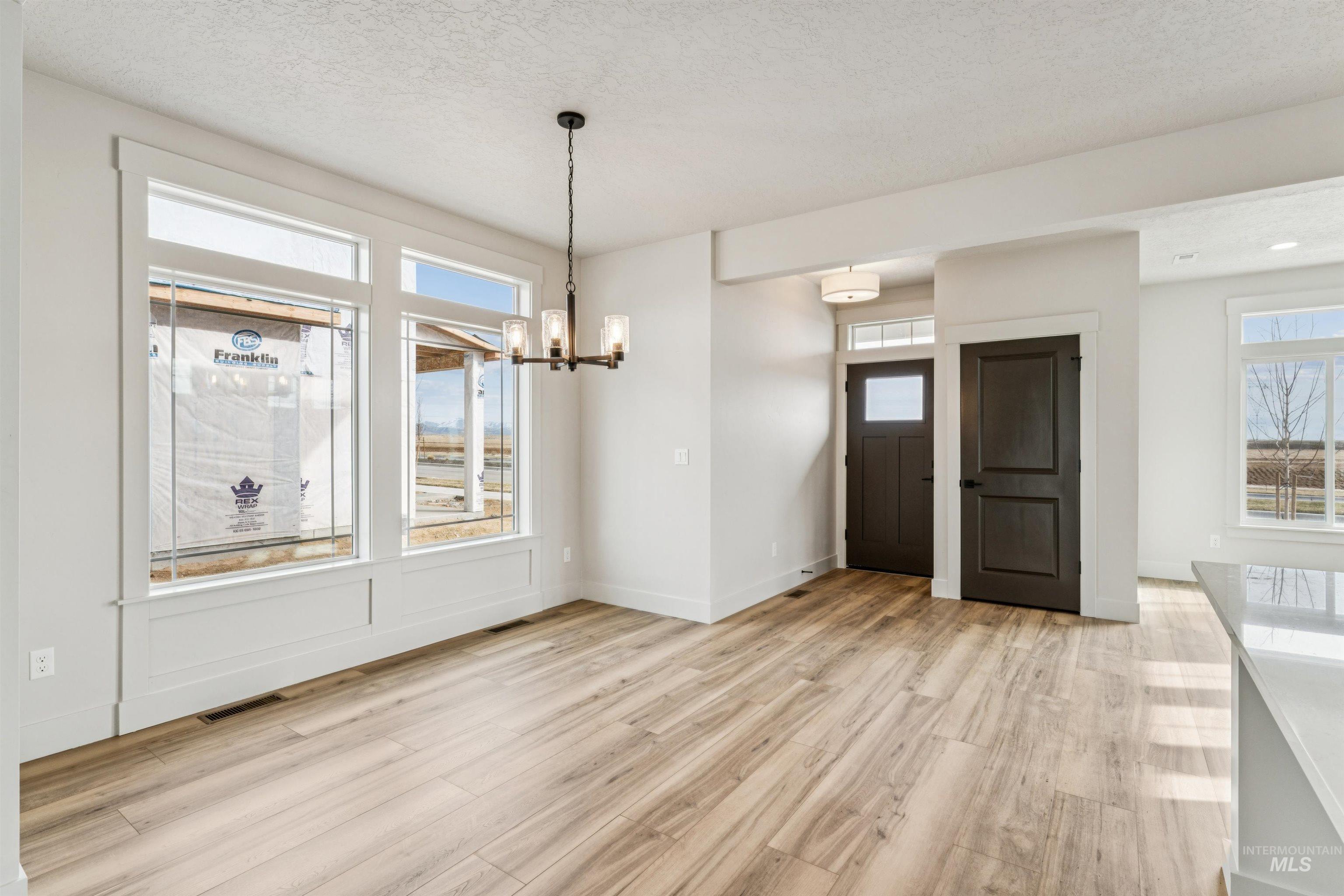 320 E Mayfield Springs Blvd, Mayfield, Idaho 83716, 3 Bedrooms, 2.5 Bathrooms, Residential For Sale, Price $469,000, 98967402