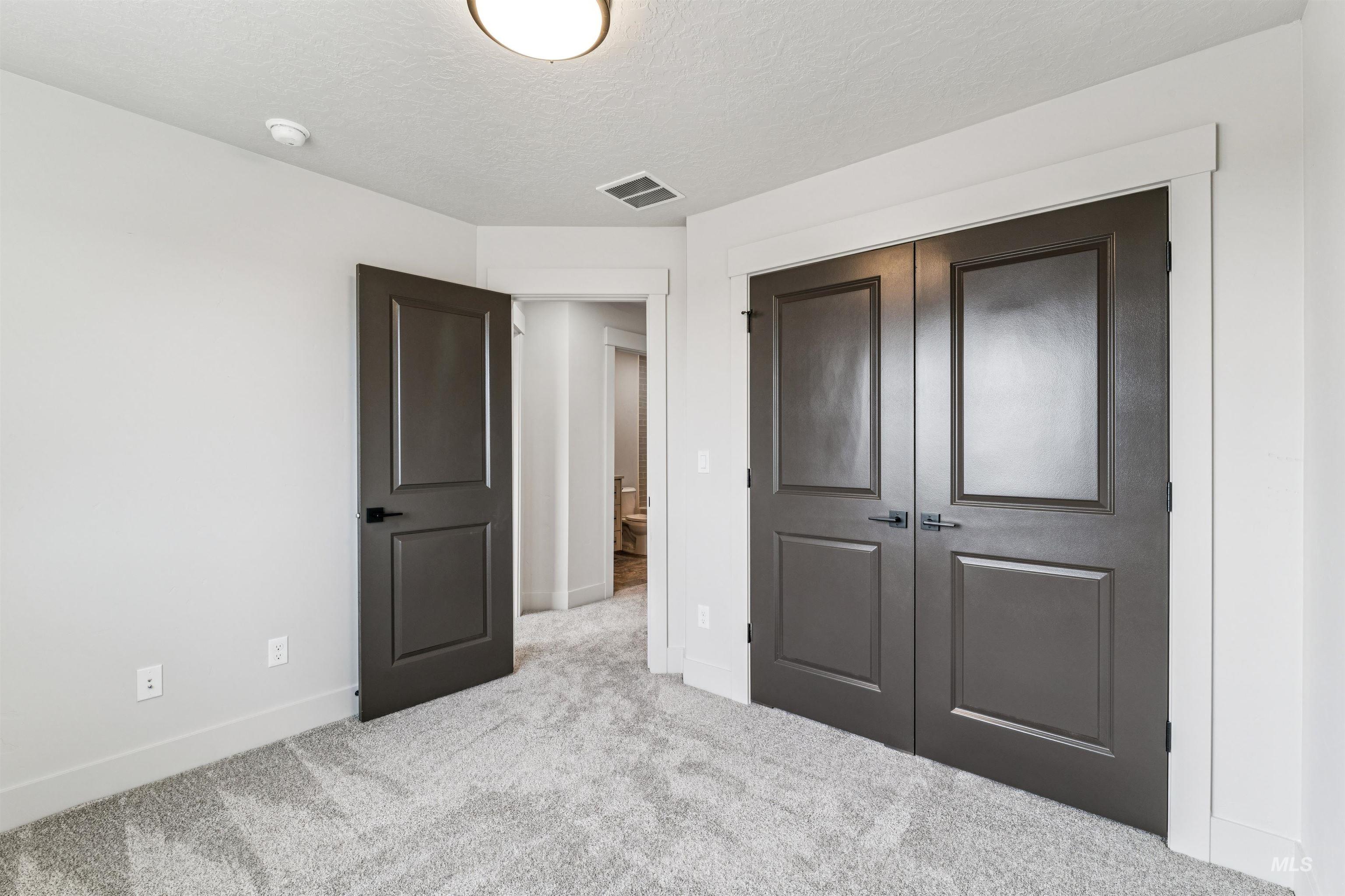 320 E Mayfield Springs Blvd, Mayfield, Idaho 83716, 3 Bedrooms, 2.5 Bathrooms, Residential For Sale, Price $469,000, 98967402