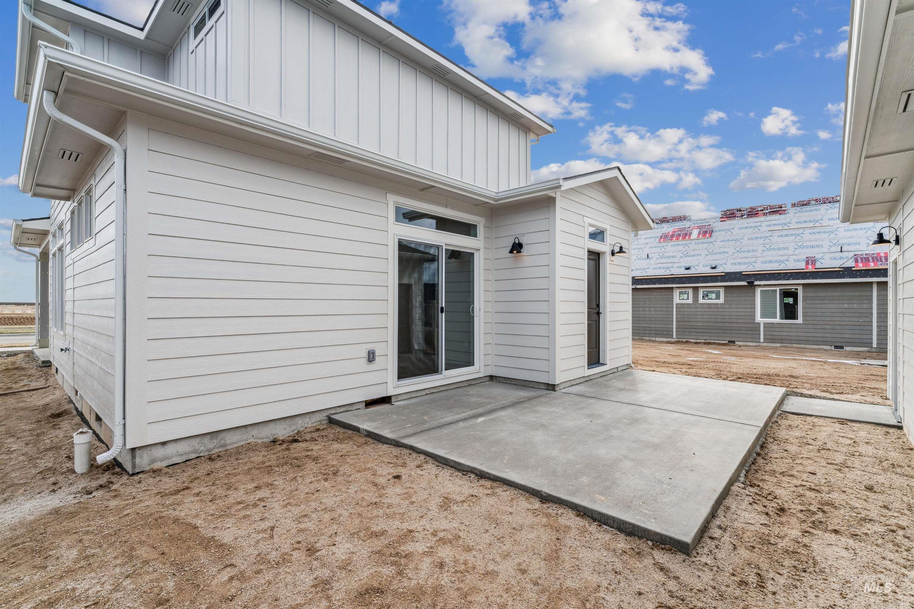 320 E Mayfield Springs Blvd, Mayfield, Idaho 83716, 3 Bedrooms, 2.5 Bathrooms, Residential For Sale, Price $469,000, 98967402