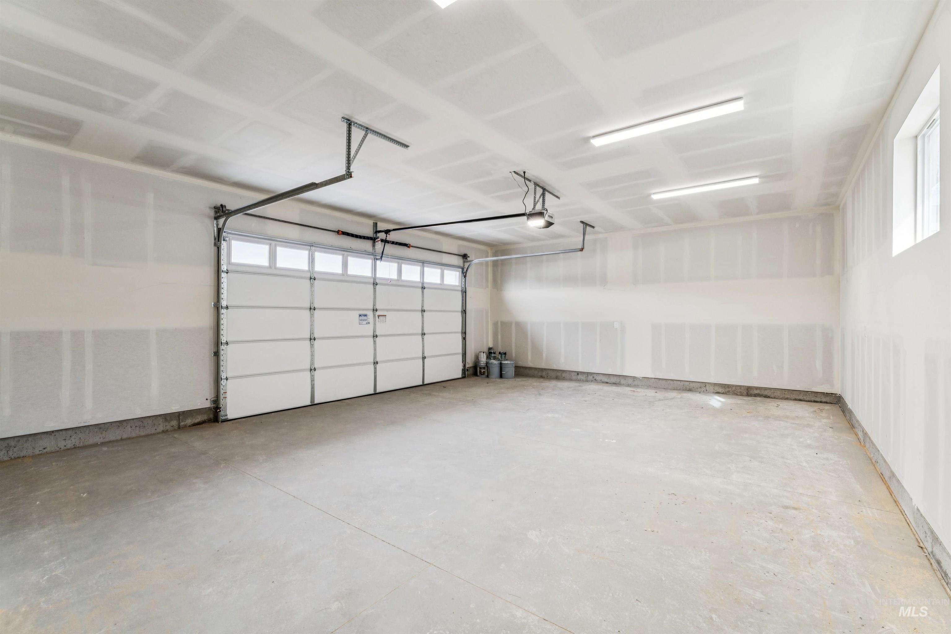 320 E Mayfield Springs Blvd, Mayfield, Idaho 83716, 3 Bedrooms, 2.5 Bathrooms, Residential For Sale, Price $469,000, 98967402