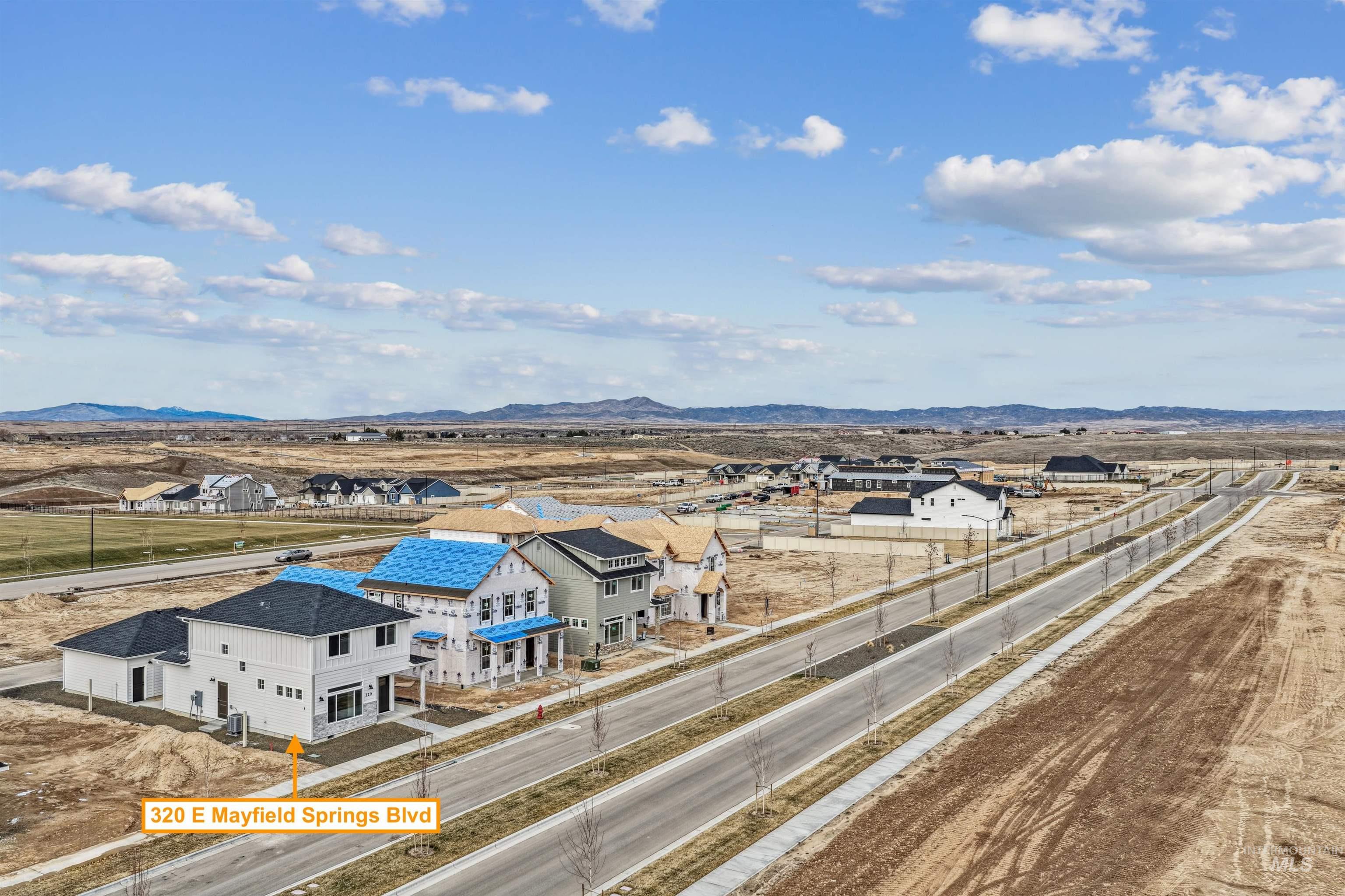 320 E Mayfield Springs Blvd, Mayfield, Idaho 83716, 3 Bedrooms, 2.5 Bathrooms, Residential For Sale, Price $469,000, 98967402