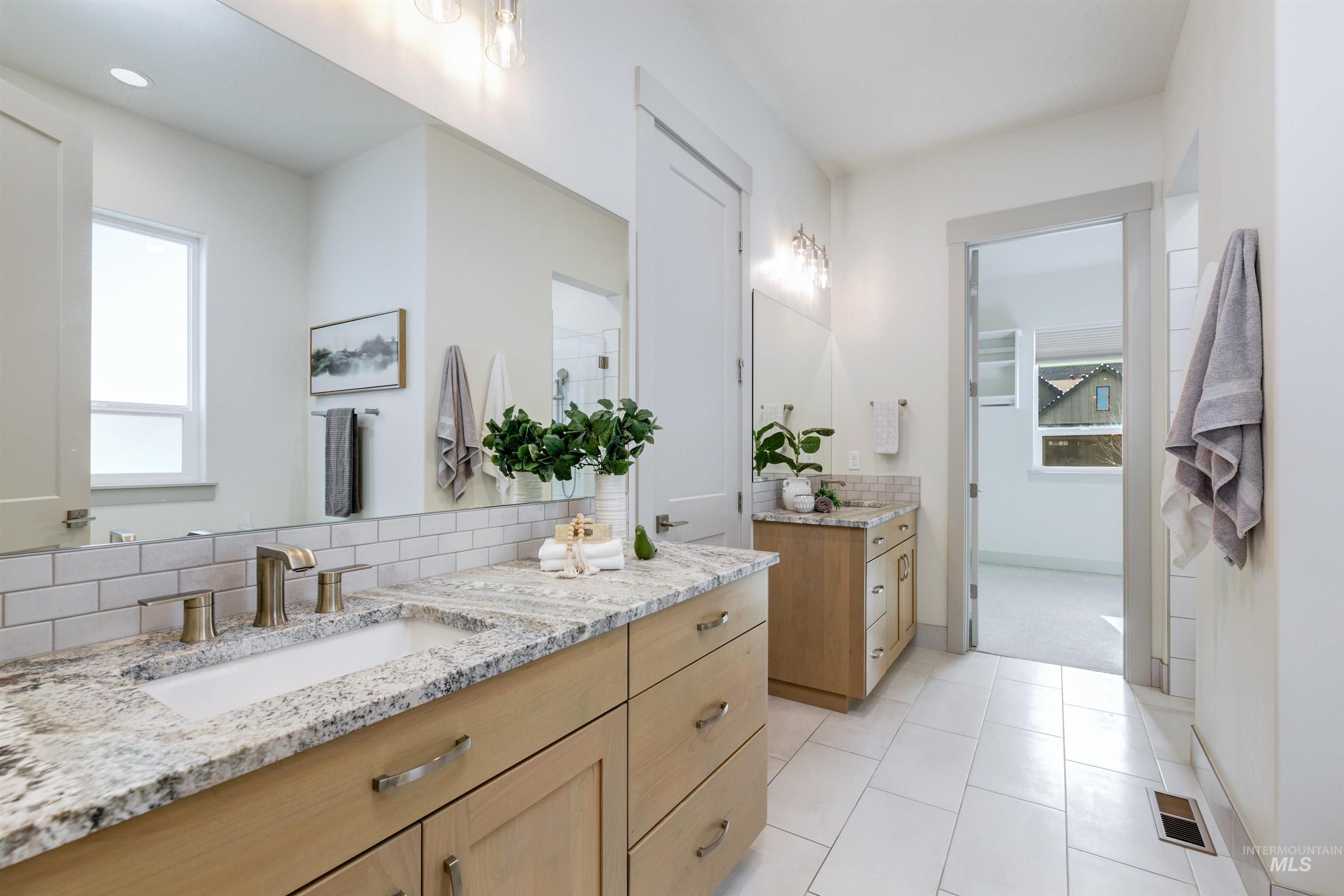 902 W Loretta St, Meridian, Idaho 83646, 3 Bedrooms, 2.5 Bathrooms, Residential For Sale, Price $749,900,MLS 98967404