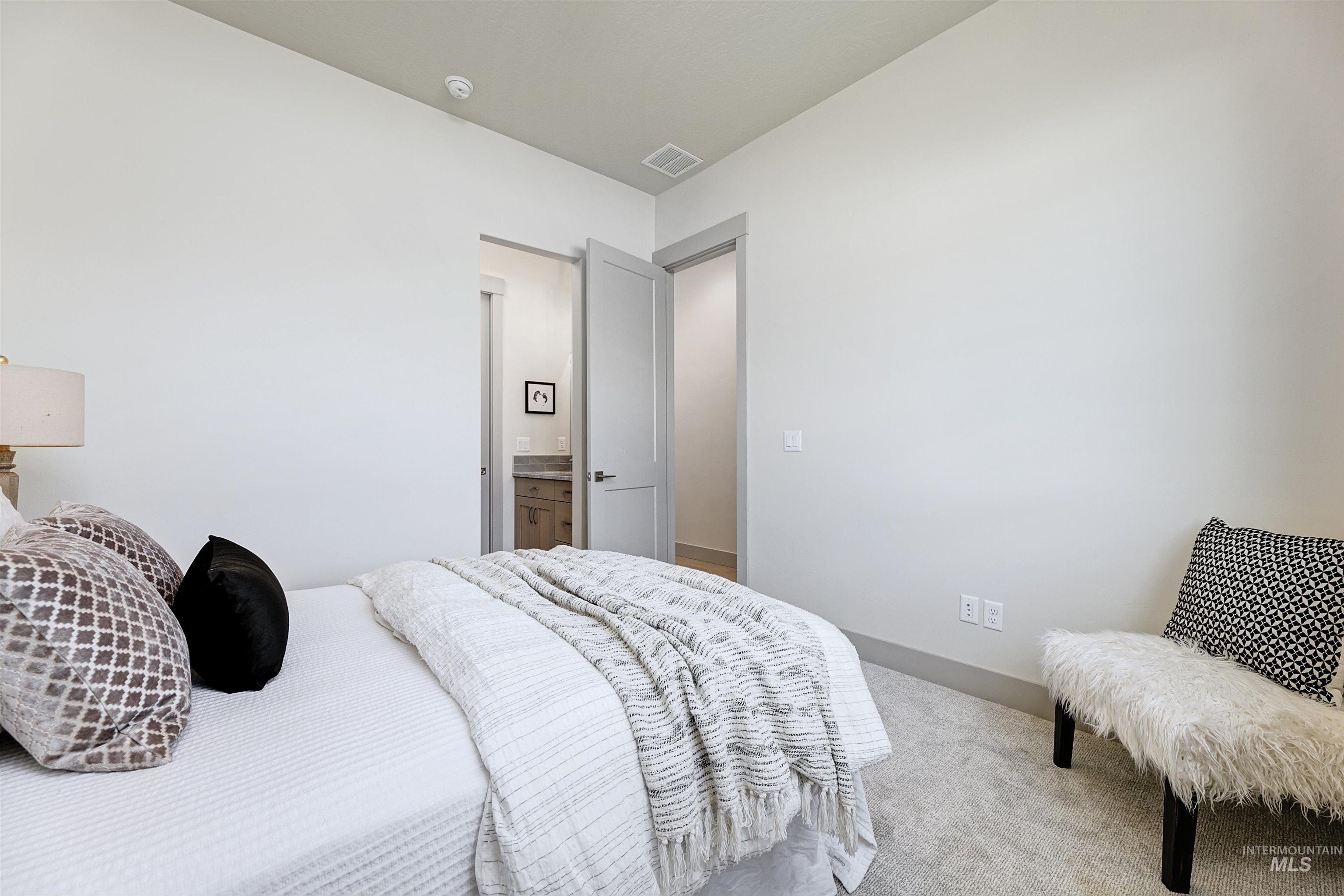 902 W Loretta St, Meridian, Idaho 83646, 3 Bedrooms, 2.5 Bathrooms, Residential For Sale, Price $749,900,MLS 98967404