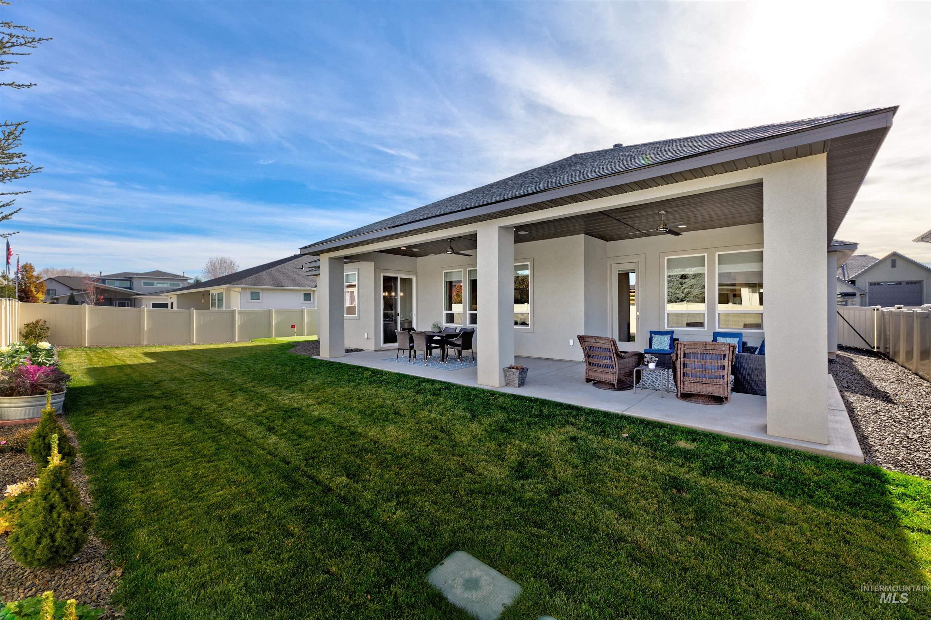 902 W Loretta St, Meridian, Idaho 83646, 3 Bedrooms, 2.5 Bathrooms, Residential For Sale, Price $749,900,MLS 98967404