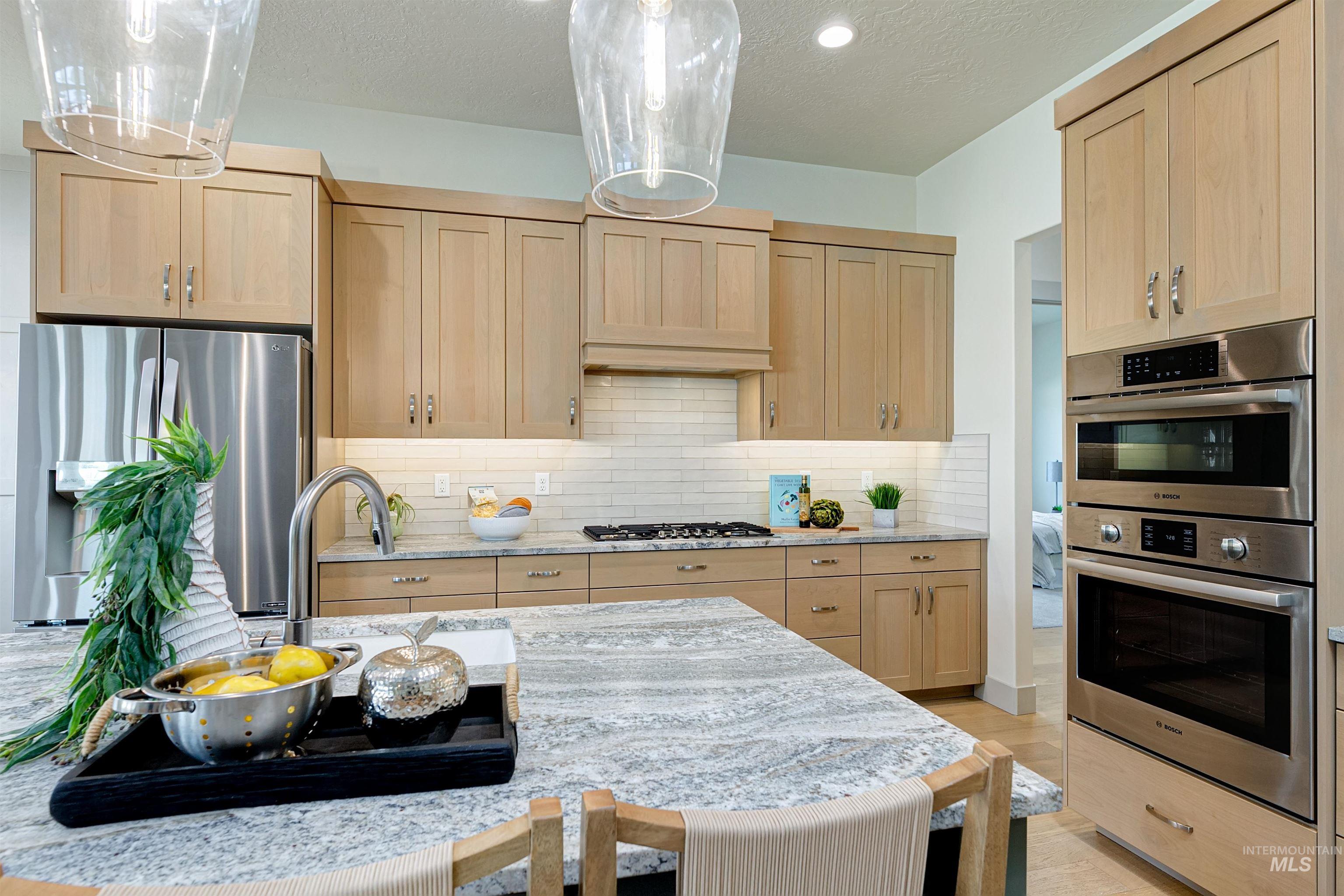 902 W Loretta St, Meridian, Idaho 83646, 3 Bedrooms, 2.5 Bathrooms, Residential For Sale, Price $749,900,MLS 98967404