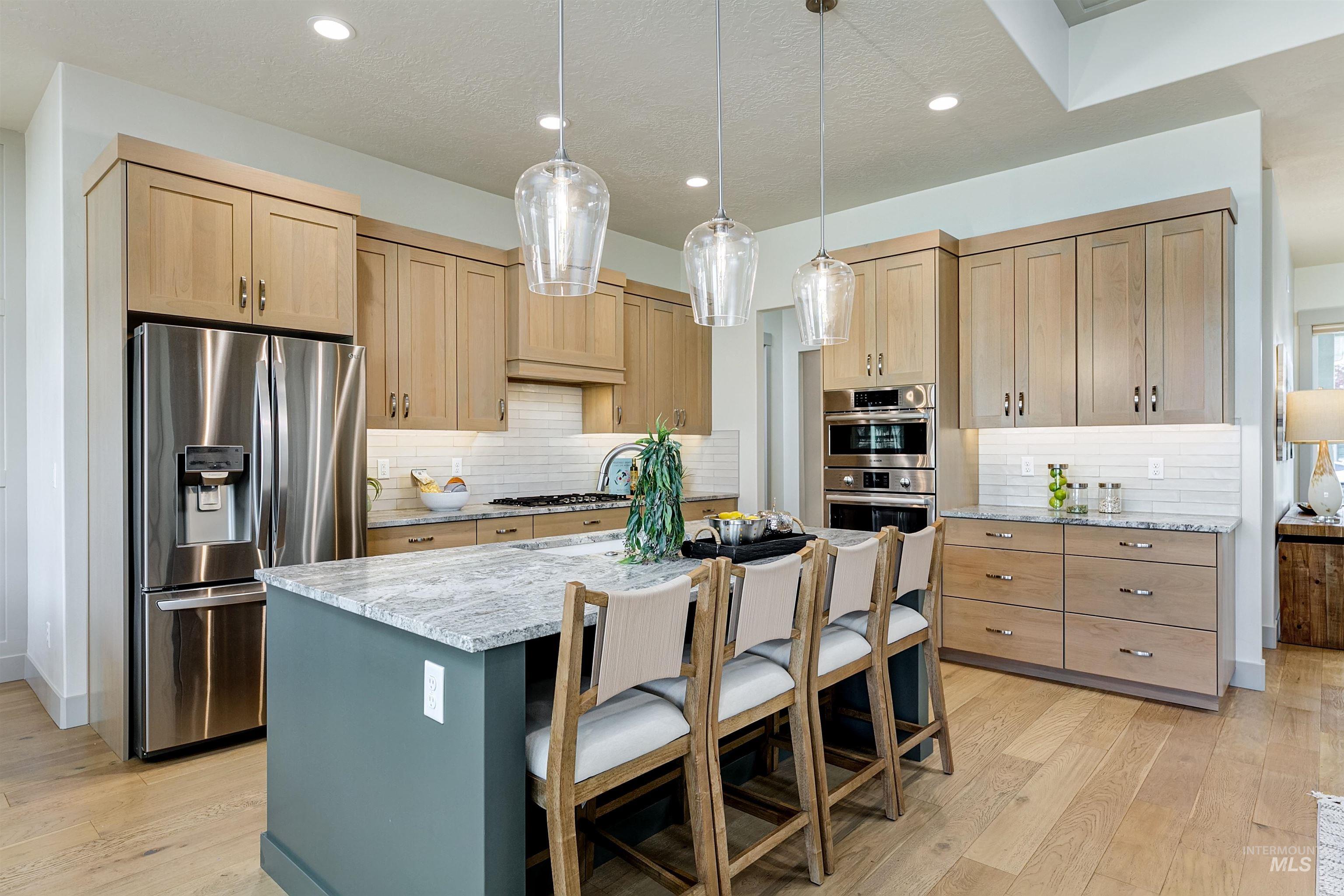 902 W Loretta St, Meridian, Idaho 83646, 3 Bedrooms, 2.5 Bathrooms, Residential For Sale, Price $749,900,MLS 98967404