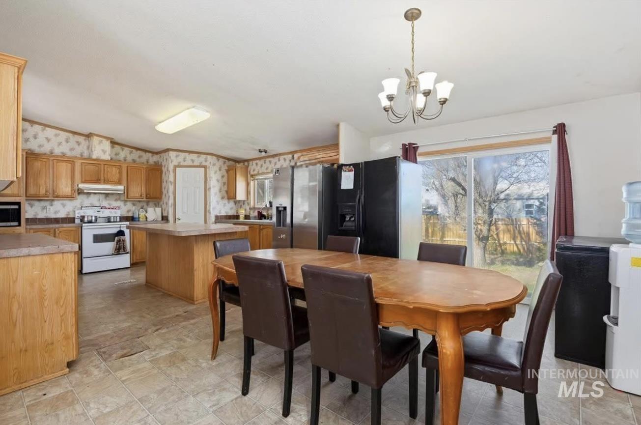 1516 N 2290 E, Rogerson, Idaho 83302, 4 Bedrooms, 2 Bathrooms, Residential For Sale, Price $250,000, 98967407