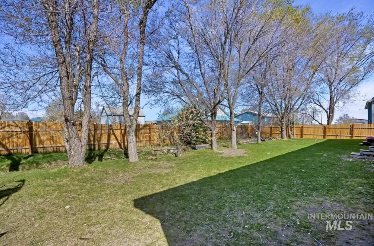 1516 N 2290 E, Rogerson, Idaho 83302, 4 Bedrooms, 2 Bathrooms, Residential For Sale, Price $250,000, 98967407