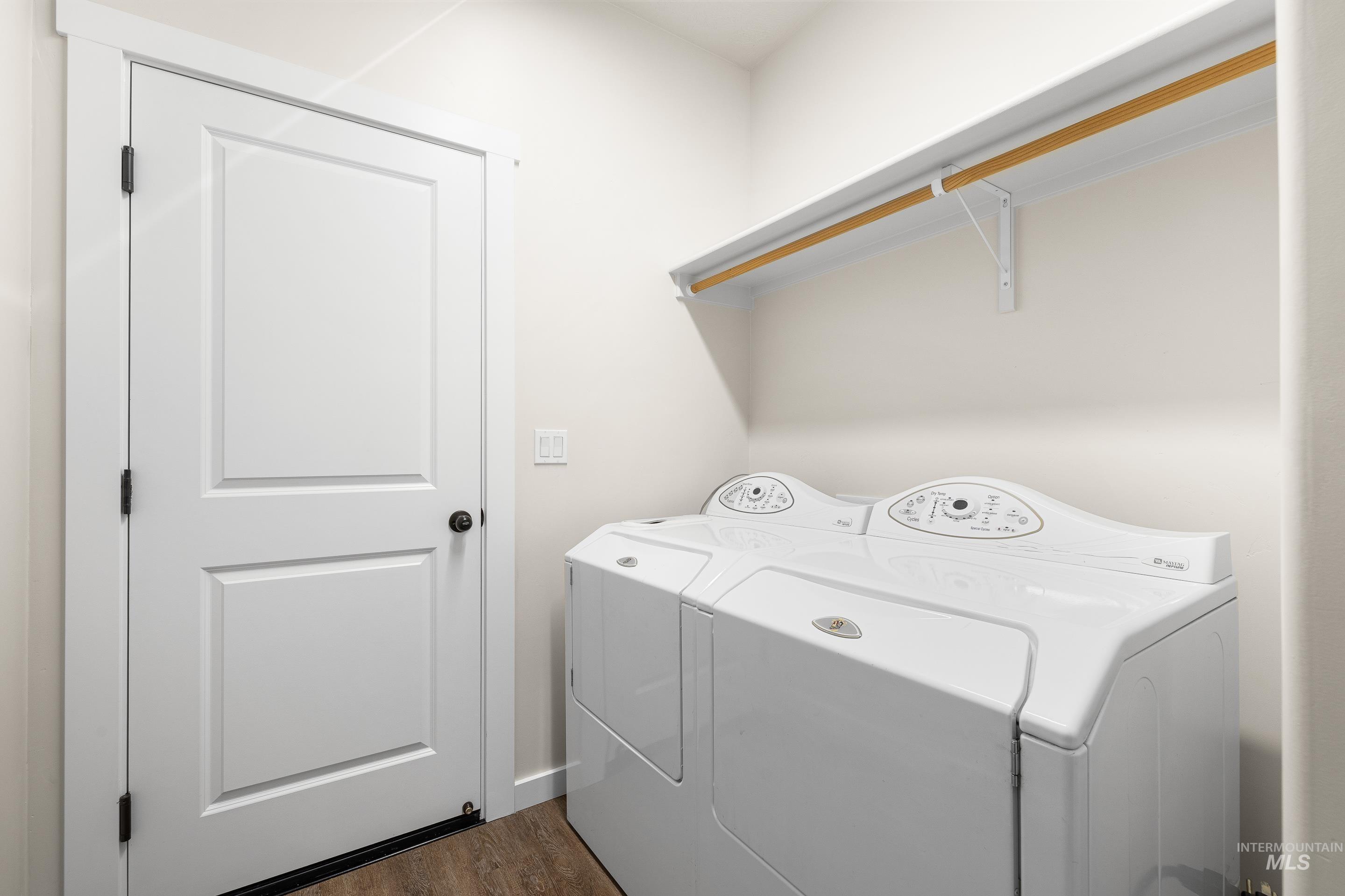 5685 W Song Sparrow St, Boise, Idaho 83714, 3 Bedrooms, 2 Bathrooms, Residential For Sale, Price $460,000,MLS 98967422