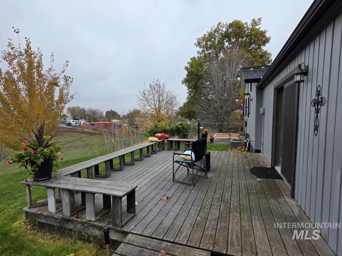 1206 21st Ave, Clarkston, Washington 99403, 3 Bedrooms, 2 Bathrooms, Residential For Sale, Price $449,000,MLS 98967425