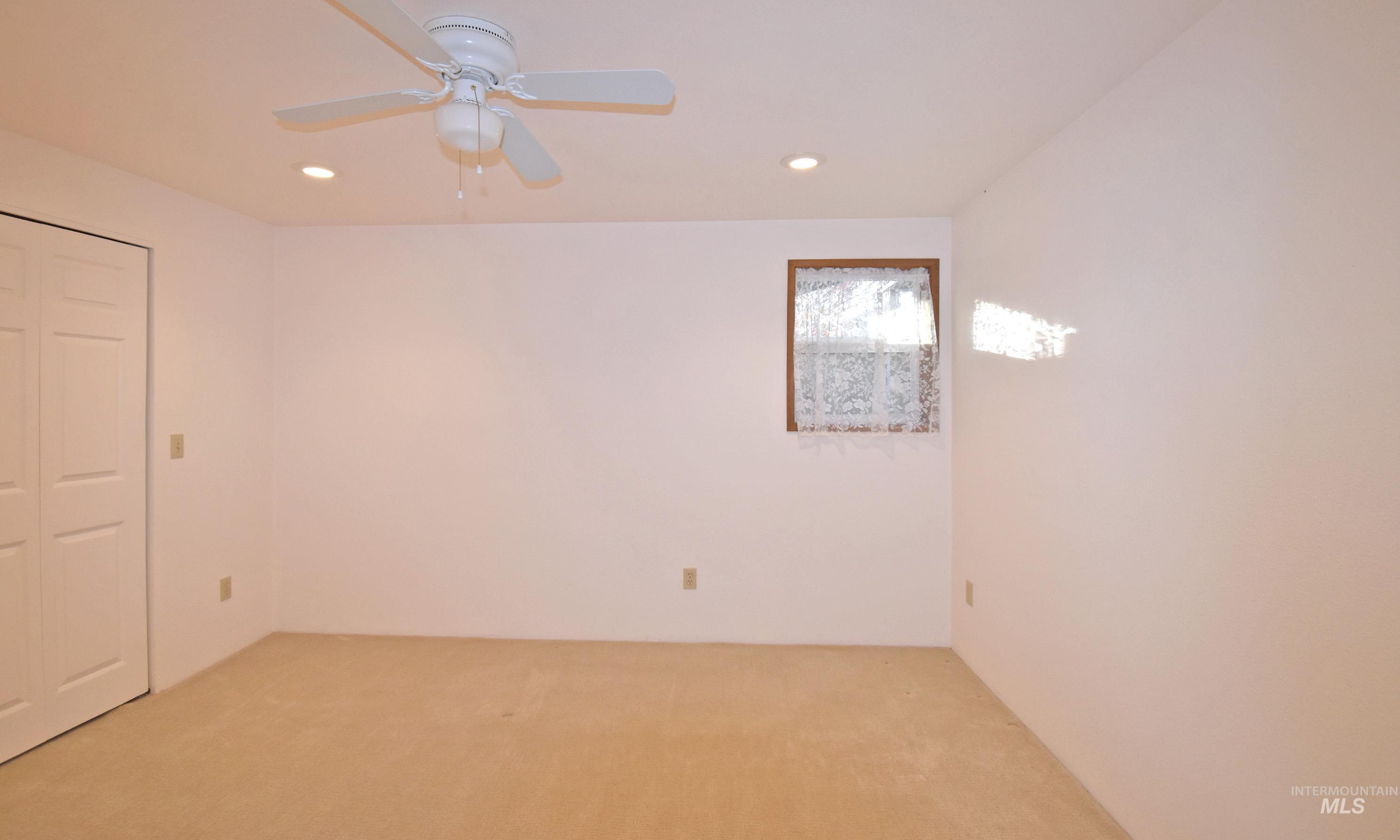 405 Crestline Circle Drive, Lewiston, Idaho 83501, 3 Bedrooms, 3 Bathrooms, Residential For Sale, Price $471,800,MLS 98967428