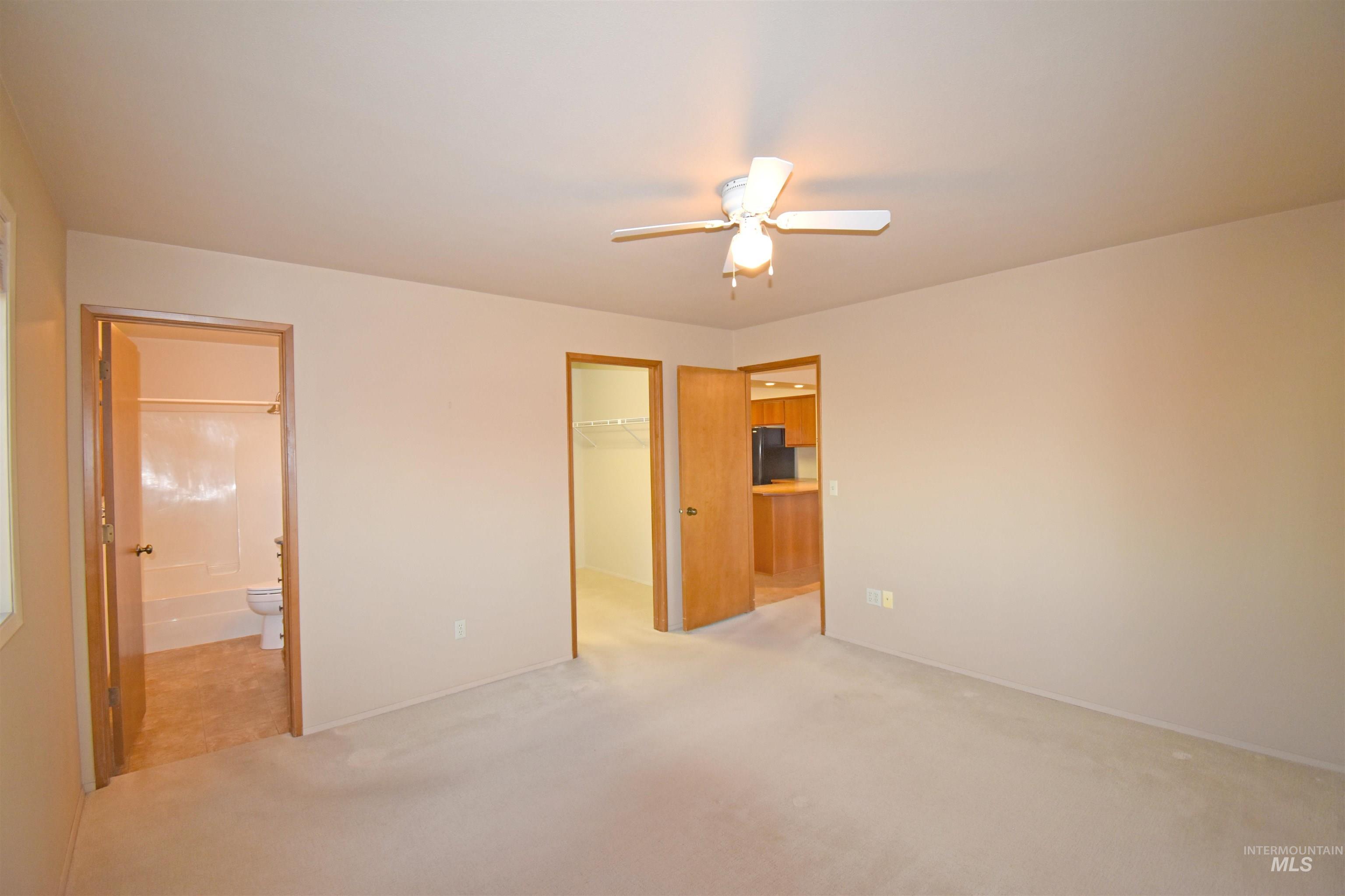 405 Crestline Circle Drive, Lewiston, Idaho 83501, 3 Bedrooms, 3 Bathrooms, Residential For Sale, Price $471,800,MLS 98967428