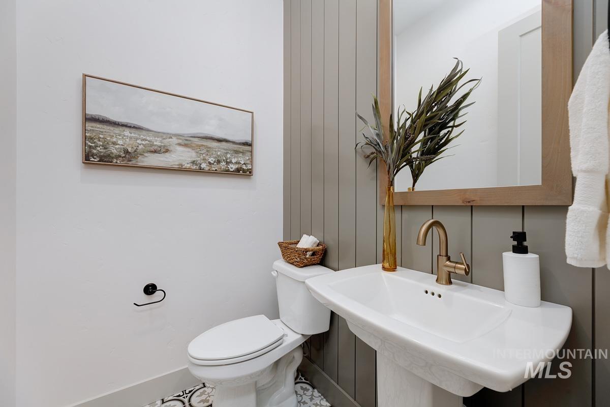 14041 N Hornbill Way, Boise, Idaho 83714, 5 Bedrooms, 4.5 Bathrooms, Residential For Sale, Price $1,354,328,MLS 98967429