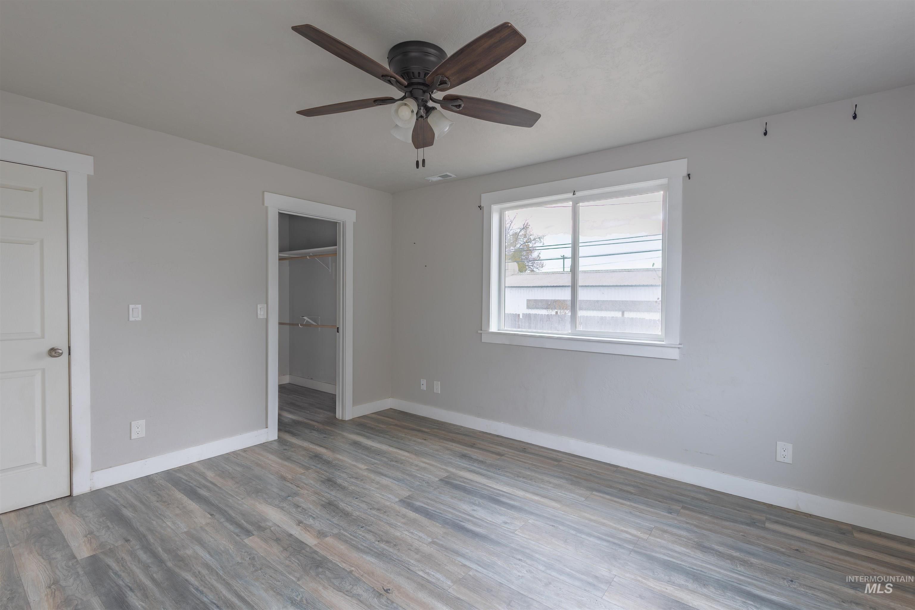 349 W Idaho St, Weiser, Idaho 83672, 3 Bedrooms, 2 Bathrooms, Residential For Sale, Price $297,000,MLS 98967442