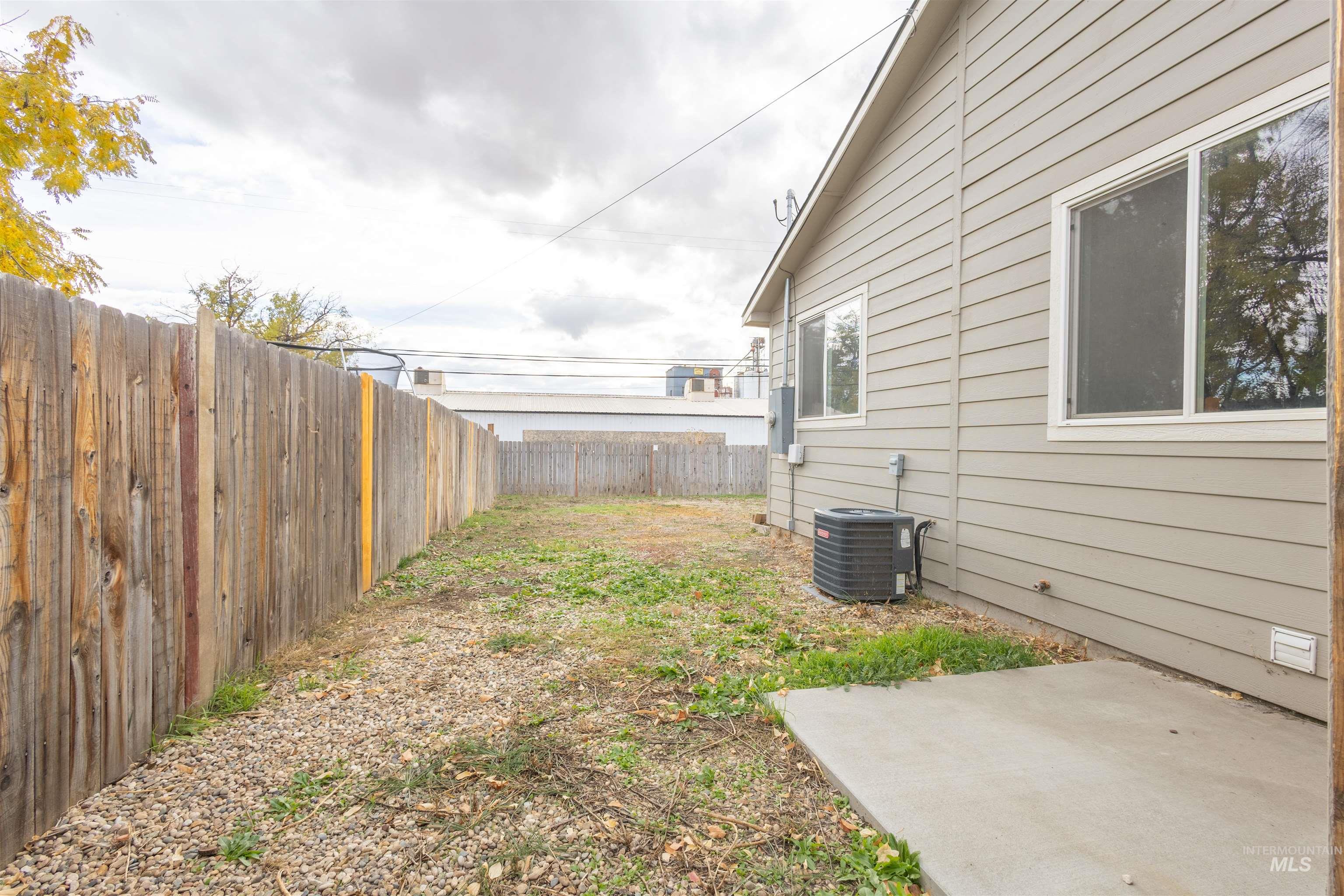 349 W Idaho St, Weiser, Idaho 83672, 3 Bedrooms, 2 Bathrooms, Residential For Sale, Price $297,000,MLS 98967442