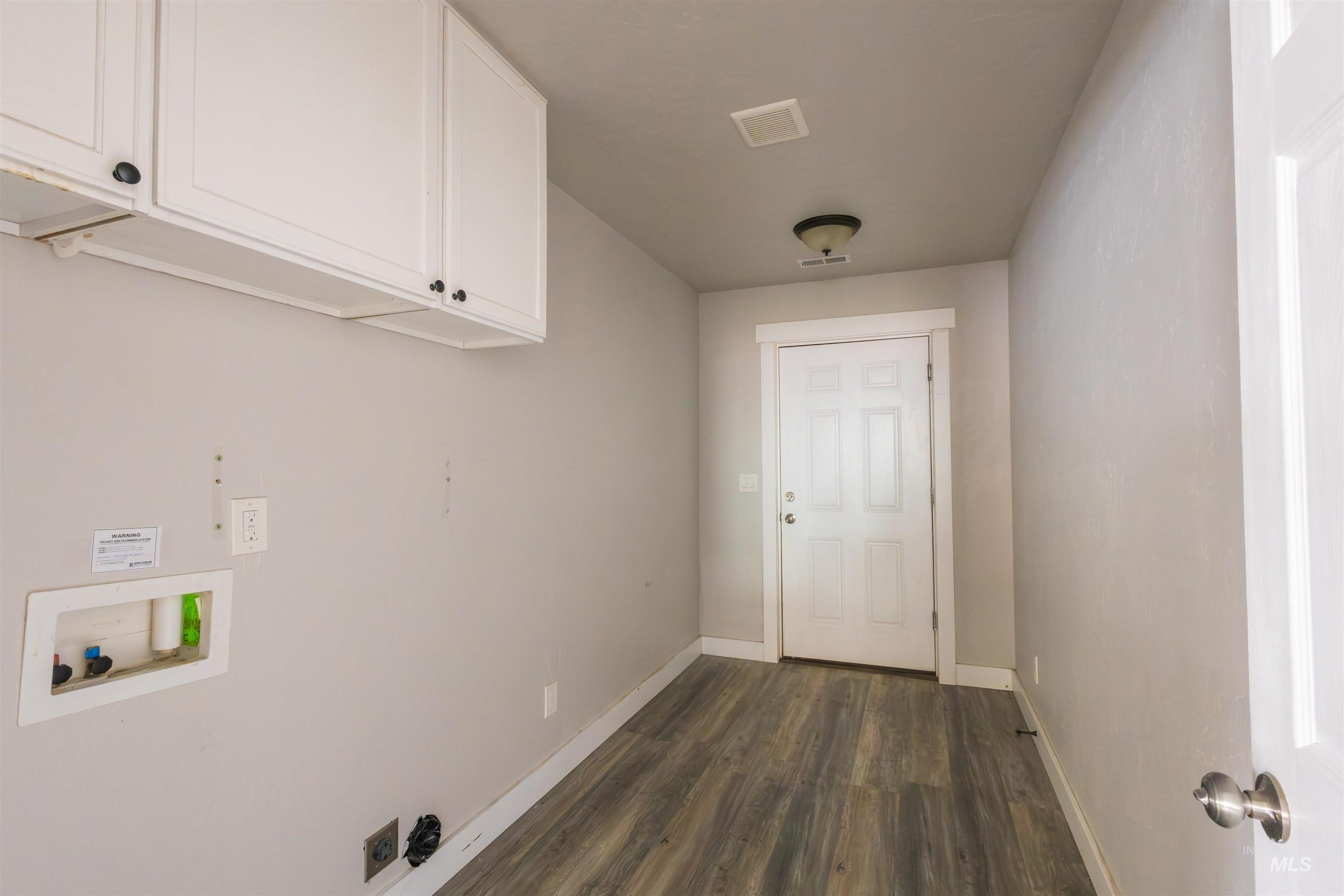 349 W Idaho St, Weiser, Idaho 83672, 3 Bedrooms, 2 Bathrooms, Residential For Sale, Price $297,000,MLS 98967442