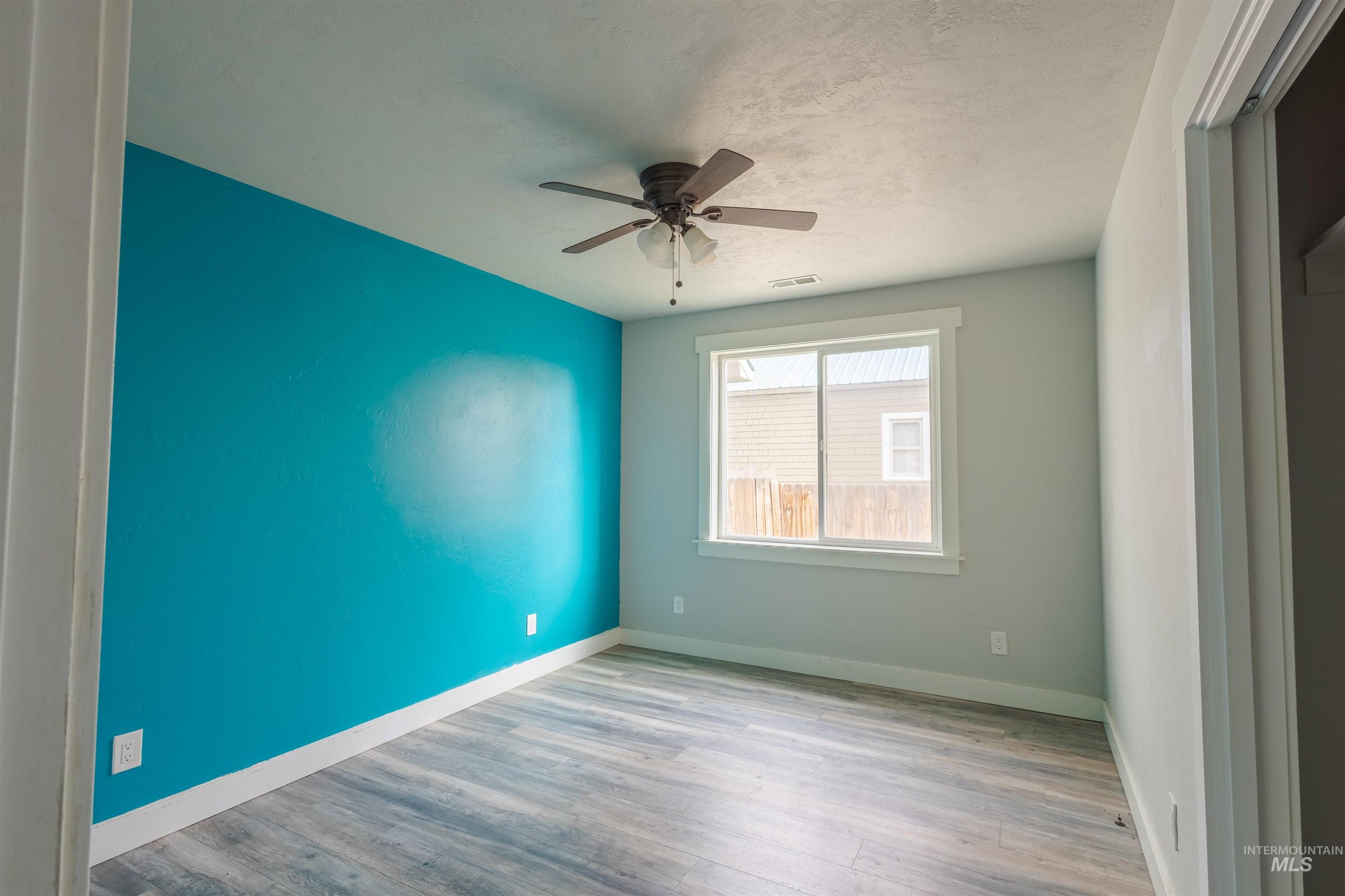 349 W Idaho St, Weiser, Idaho 83672, 3 Bedrooms, 2 Bathrooms, Residential For Sale, Price $297,000,MLS 98967442