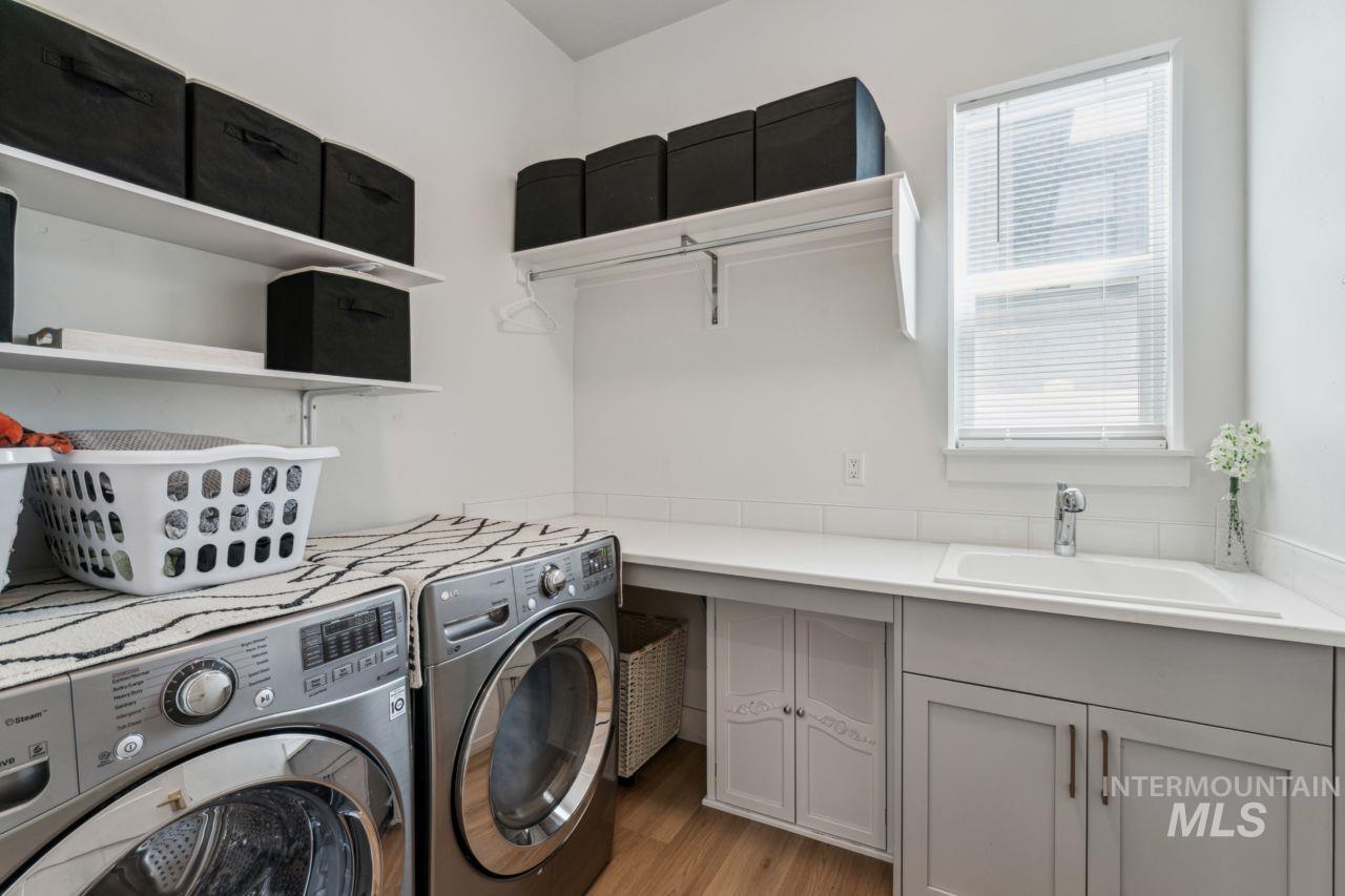 5379 S Mesa Trail Pl, Meridian, Idaho 83642, 4 Bedrooms, 3.5 Bathrooms, Residential For Sale, Price $1,145,000,MLS 98967449