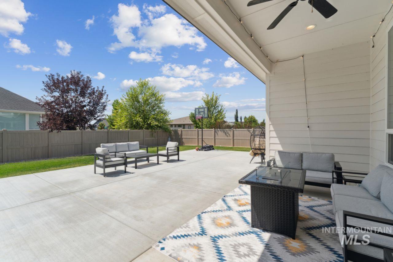 5379 S Mesa Trail Pl, Meridian, Idaho 83642, 4 Bedrooms, 3.5 Bathrooms, Residential For Sale, Price $1,145,000,MLS 98967449