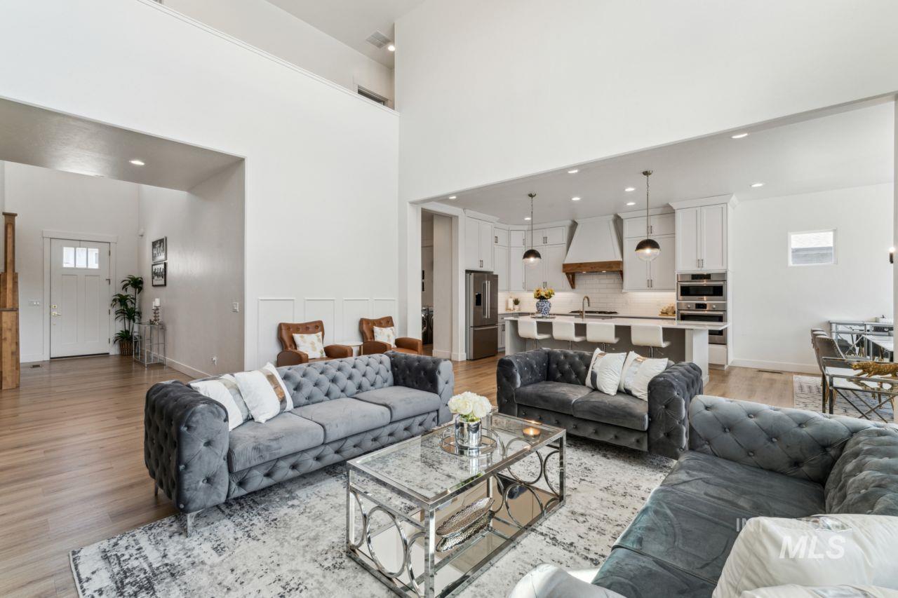 5379 S Mesa Trail Pl, Meridian, Idaho 83642, 4 Bedrooms, 3.5 Bathrooms, Residential For Sale, Price $1,145,000,MLS 98967449