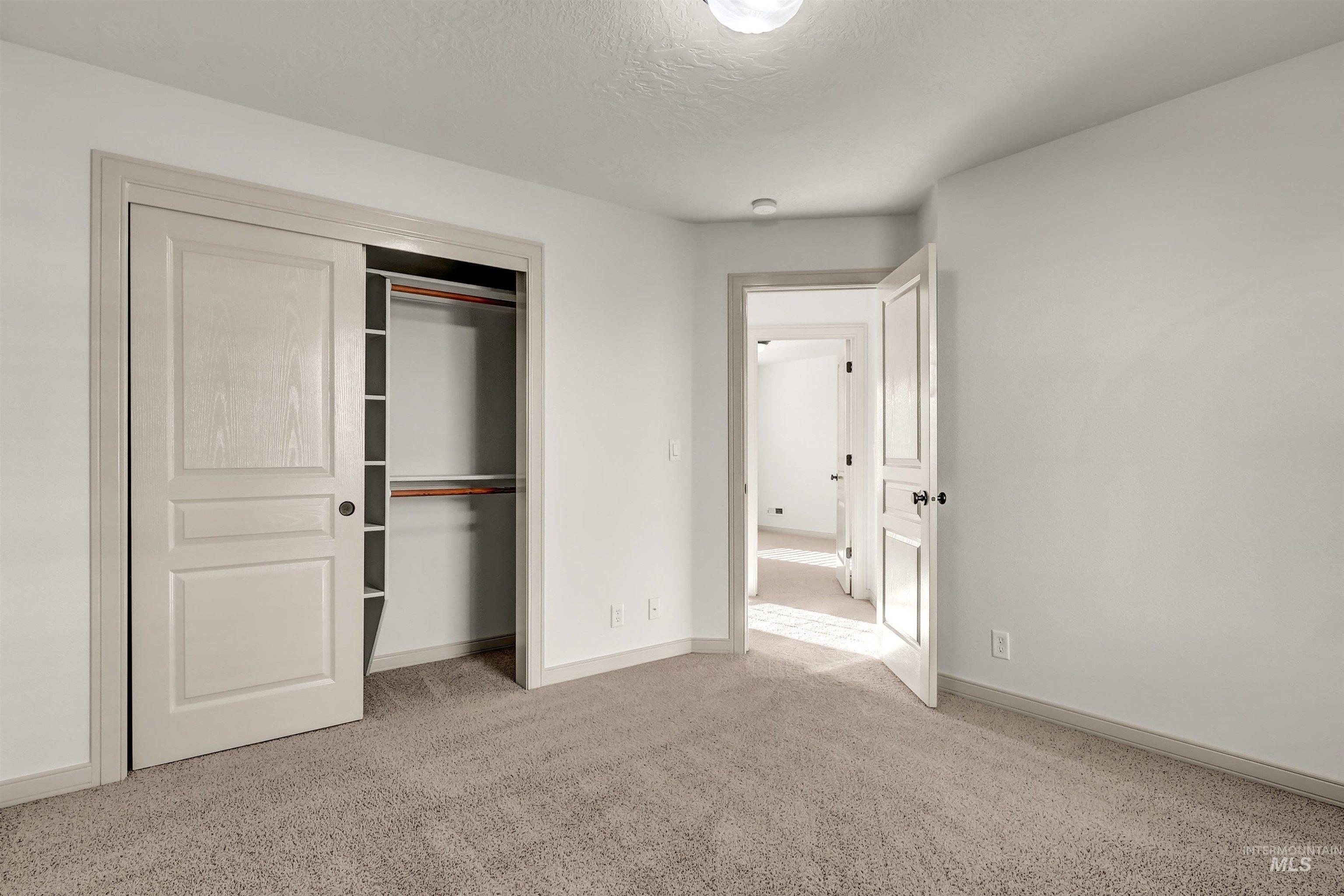 12733 N 10th Avenue, Boise, Idaho 83714-9333, 4 Bedrooms, 2.5 Bathrooms, Residential For Sale, Price $634,900,MLS 98967454