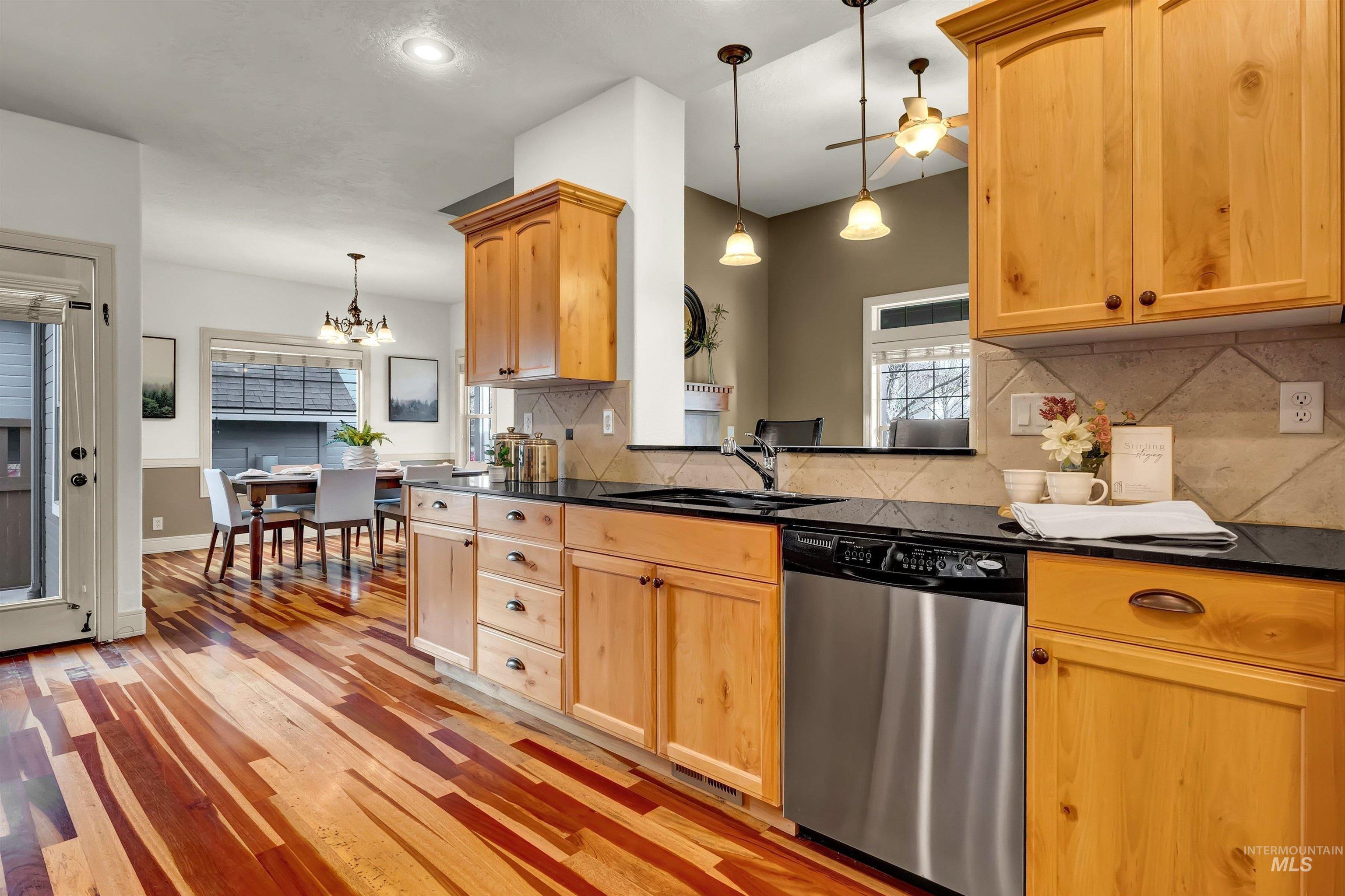 12733 N 10th Avenue, Boise, Idaho 83714-9333, 4 Bedrooms, 2.5 Bathrooms, Residential For Sale, Price $634,900,MLS 98967454