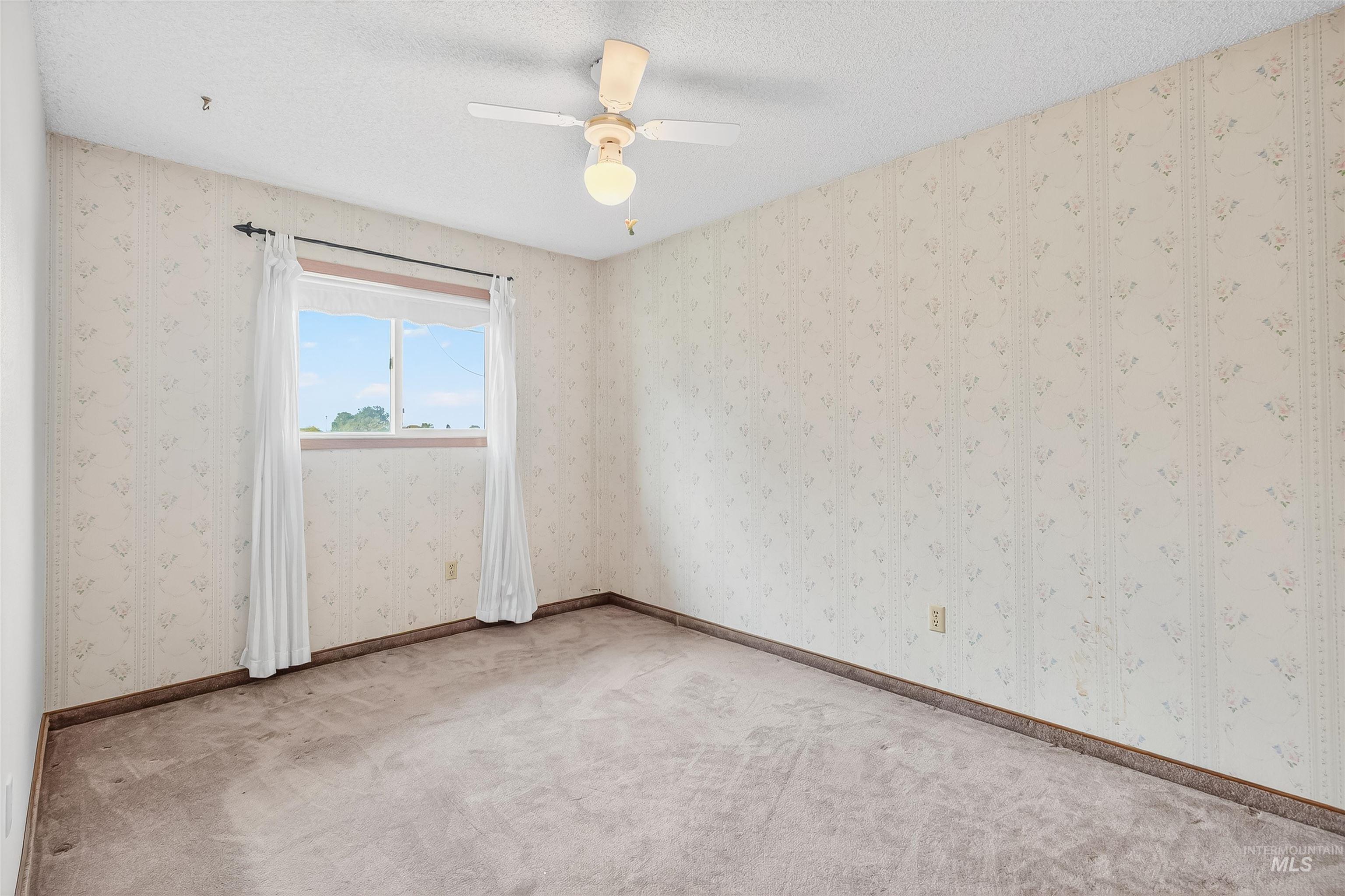 3619 16th Street, Lewiston, Idaho 83501, 4 Bedrooms, 2 Bathrooms, Residential For Sale, Price $405,000,MLS 98967456