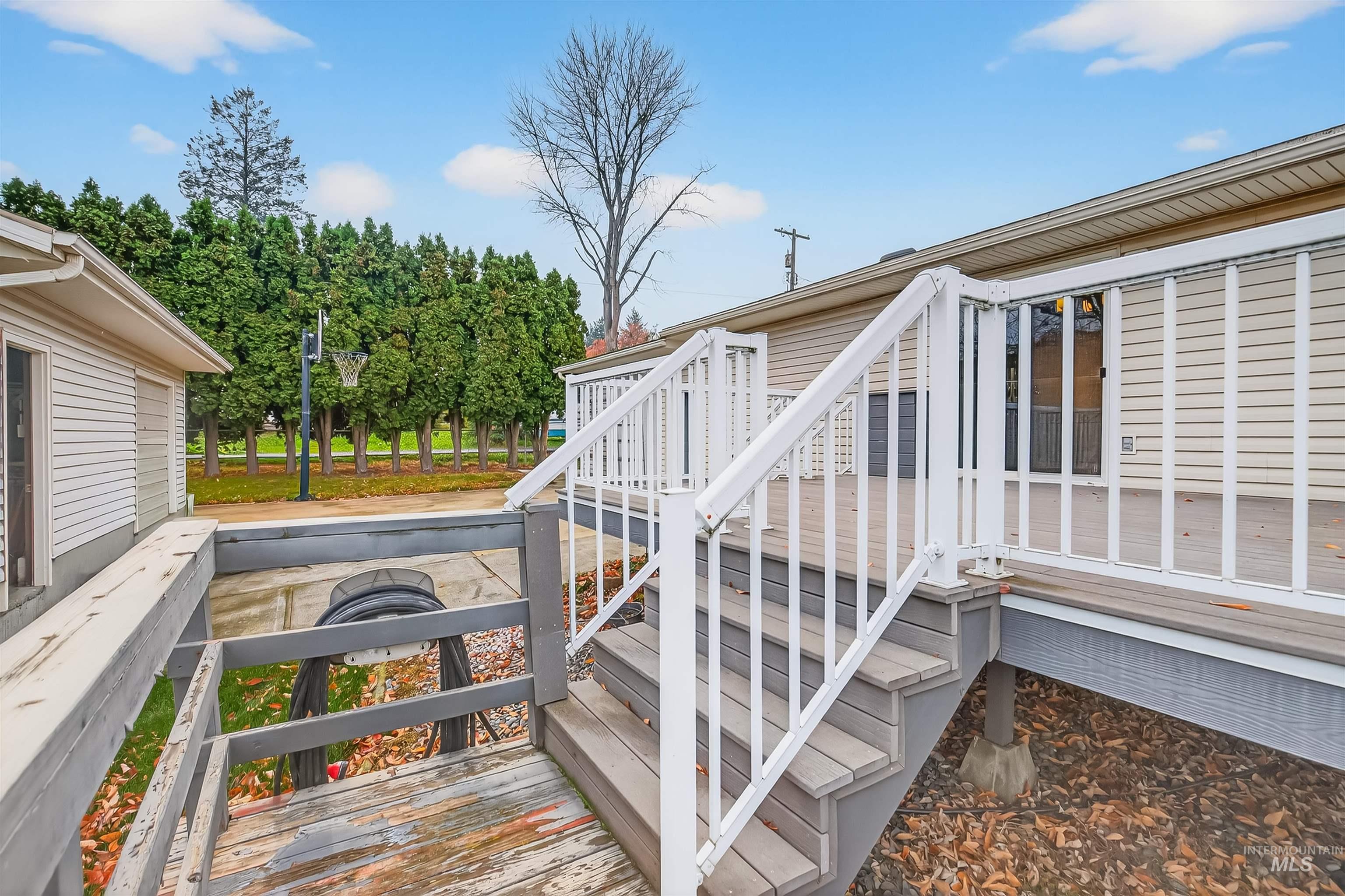 3619 16th Street, Lewiston, Idaho 83501, 4 Bedrooms, 2 Bathrooms, Residential For Sale, Price $405,000,MLS 98967456