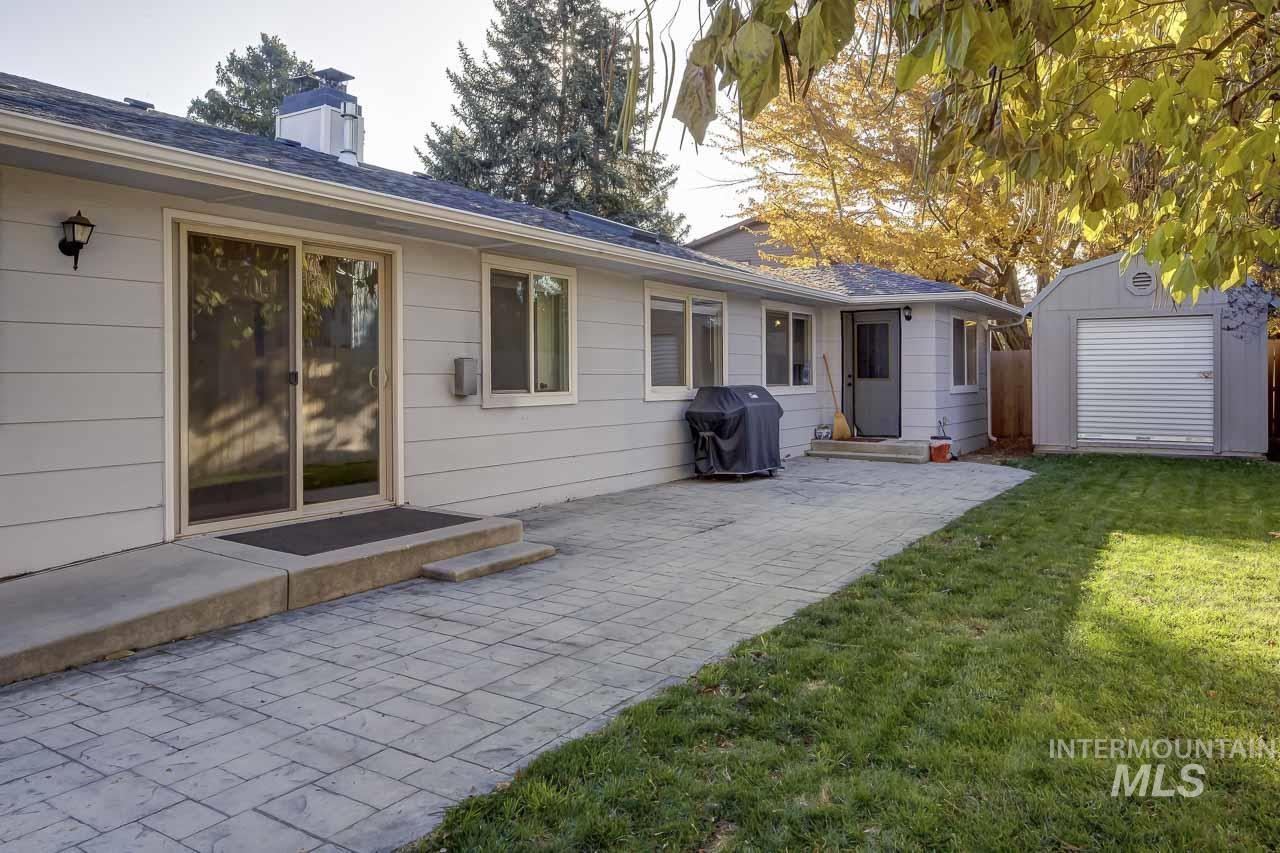 5101 N Sunderland, Boise, Idaho 83704, 5 Bedrooms, 3.5 Bathrooms, Residential For Sale, Price $650,000,MLS 98967459