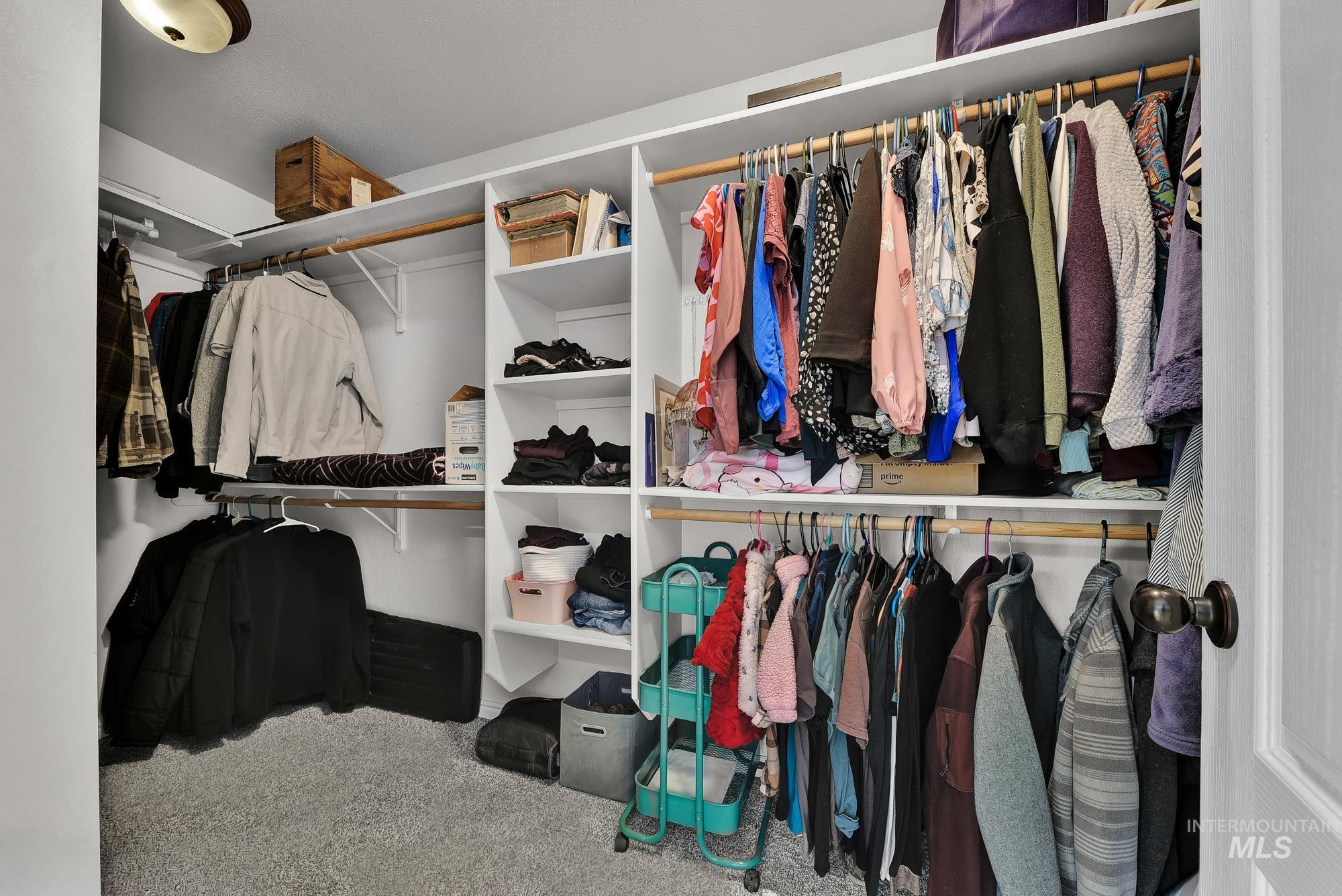 10817 Cloudless St, Nampa, Idaho 83687, 5 Bedrooms, 2.5 Bathrooms, Residential For Sale, Price $469,000,MLS 98967461