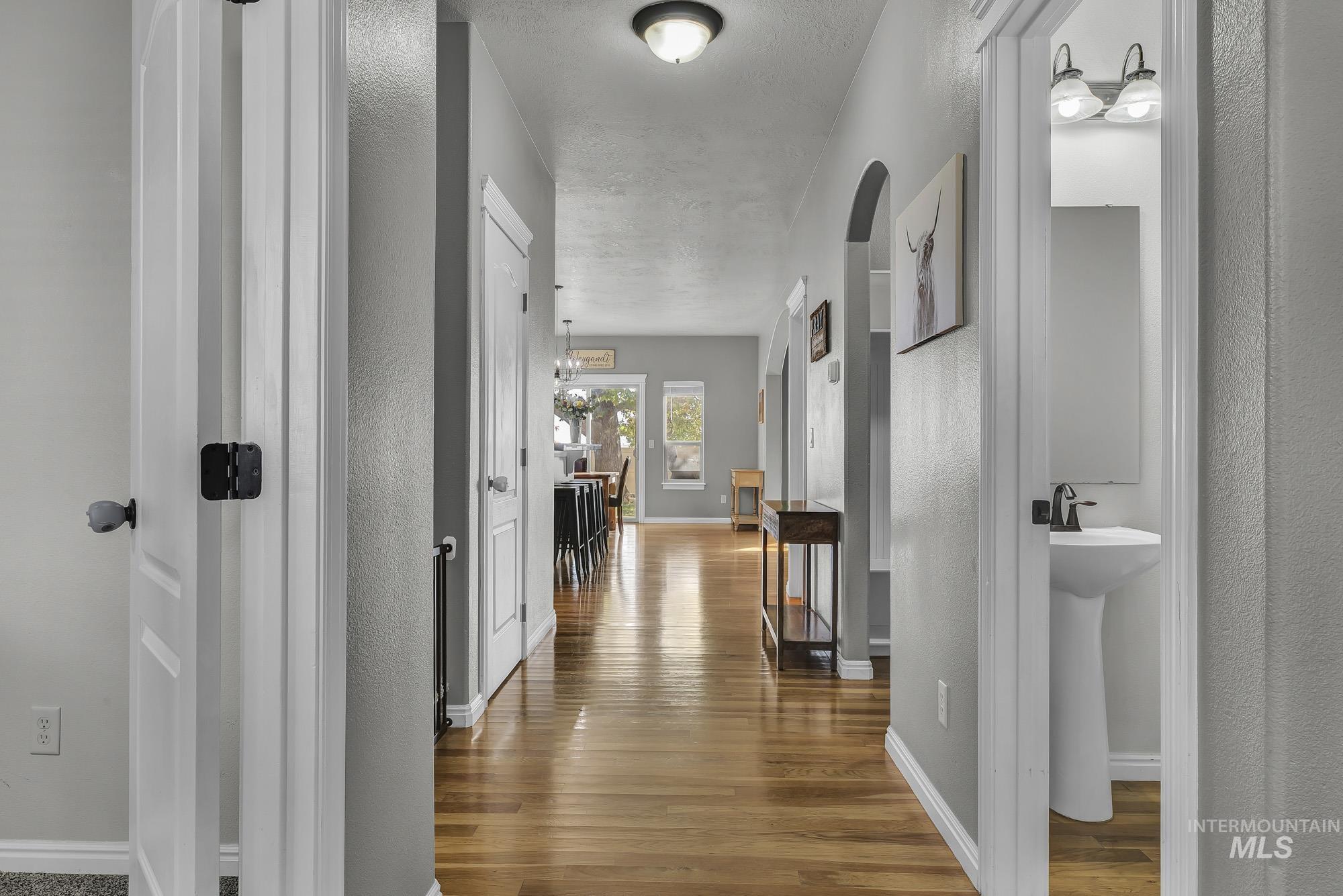 10817 Cloudless St, Nampa, Idaho 83687, 5 Bedrooms, 2.5 Bathrooms, Residential For Sale, Price $469,000,MLS 98967461