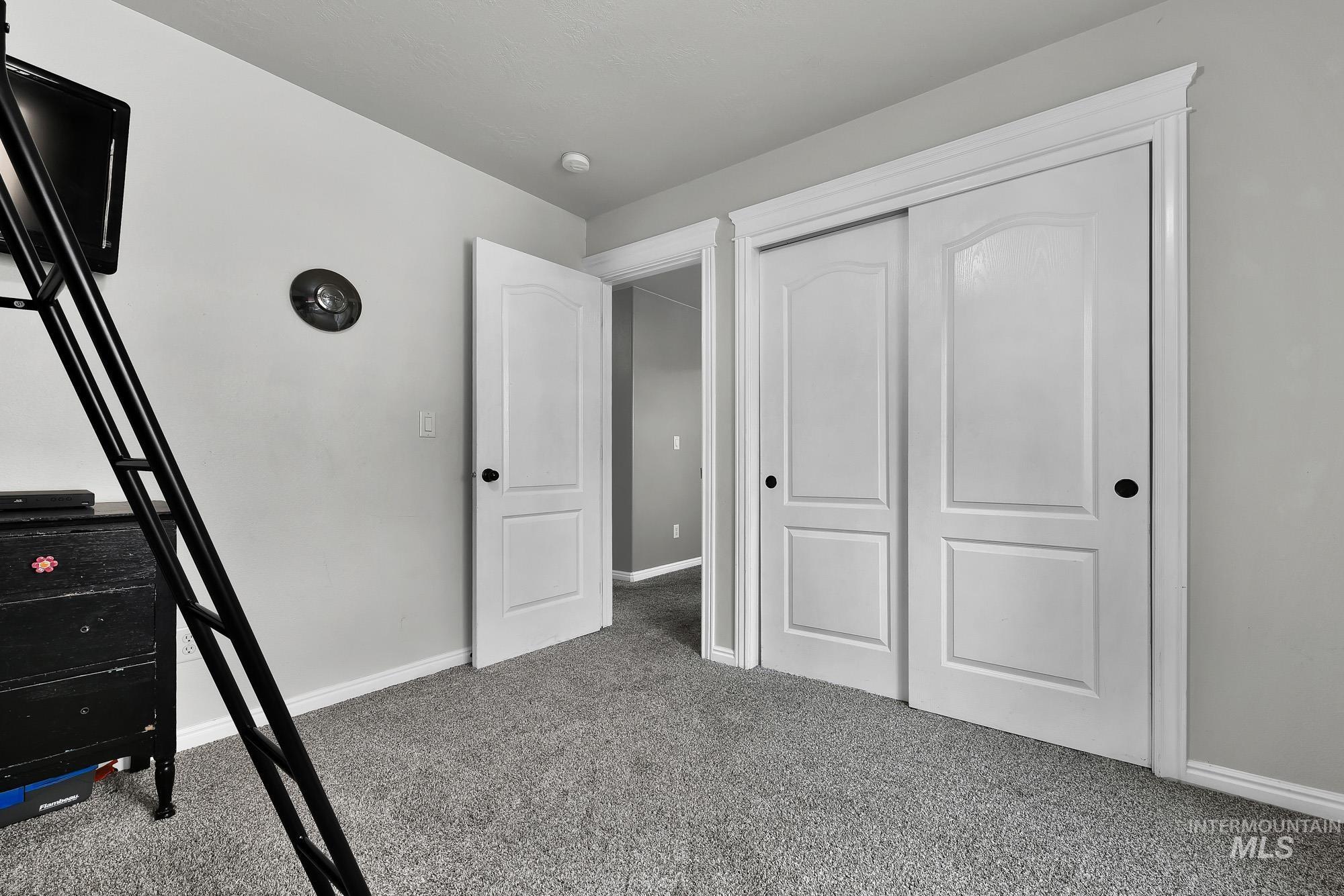 10817 Cloudless St, Nampa, Idaho 83687, 5 Bedrooms, 2.5 Bathrooms, Residential For Sale, Price $469,000,MLS 98967461