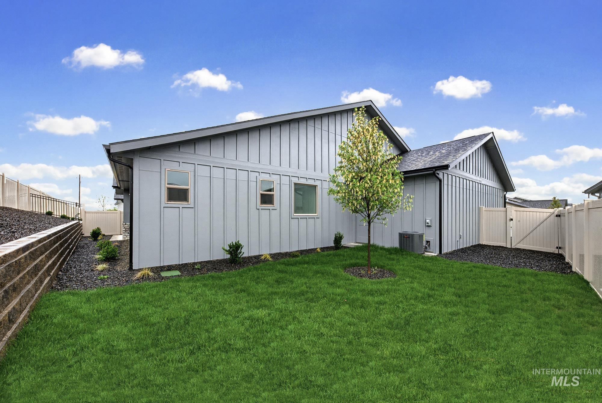 1710 N Green Pine Ln, Star, Idaho 83669, 4 Bedrooms, 2.5 Bathrooms, Residential For Sale, Price $589,900, 98967464