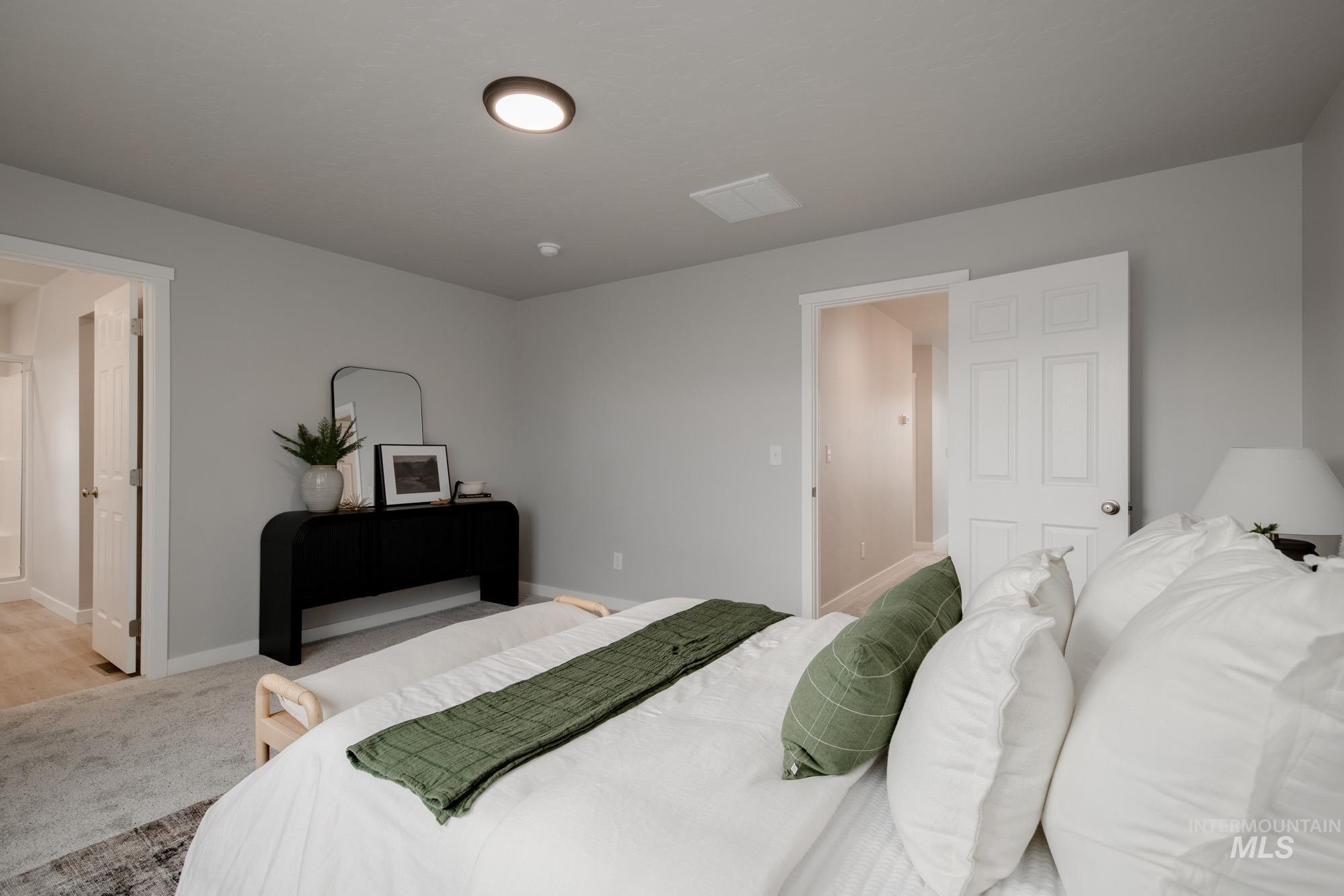 237 Caribou Ct, Horseshoe Bend, Idaho 83629, 3 Bedrooms, 2.5 Bathrooms, Residential For Sale, Price $389,990,MLS 98967465