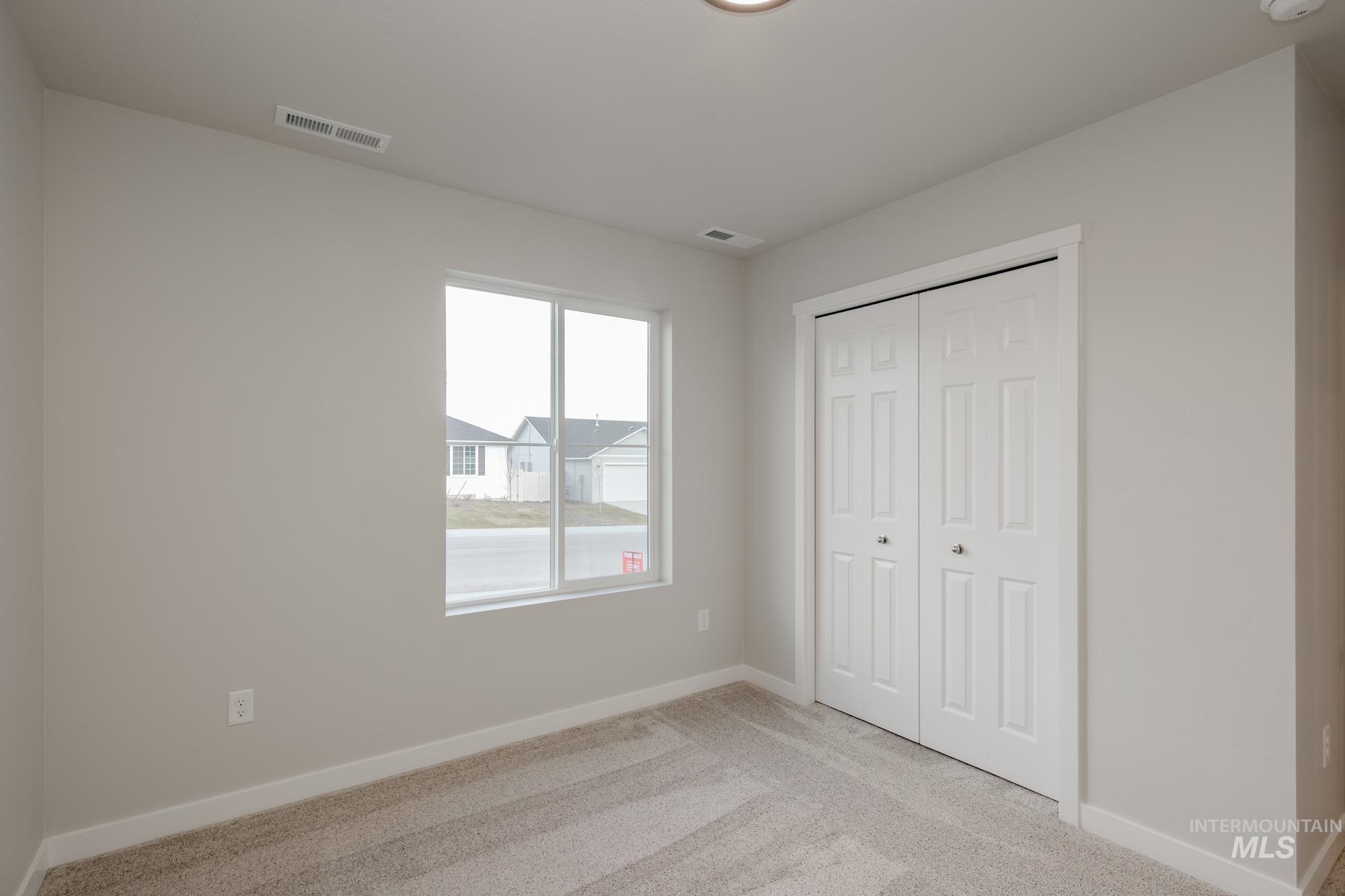 3437 E Red Maple Ct, Nampa, Idaho 83686, 3 Bedrooms, 2 Bathrooms, Residential For Sale, Price $396,990, 98967472