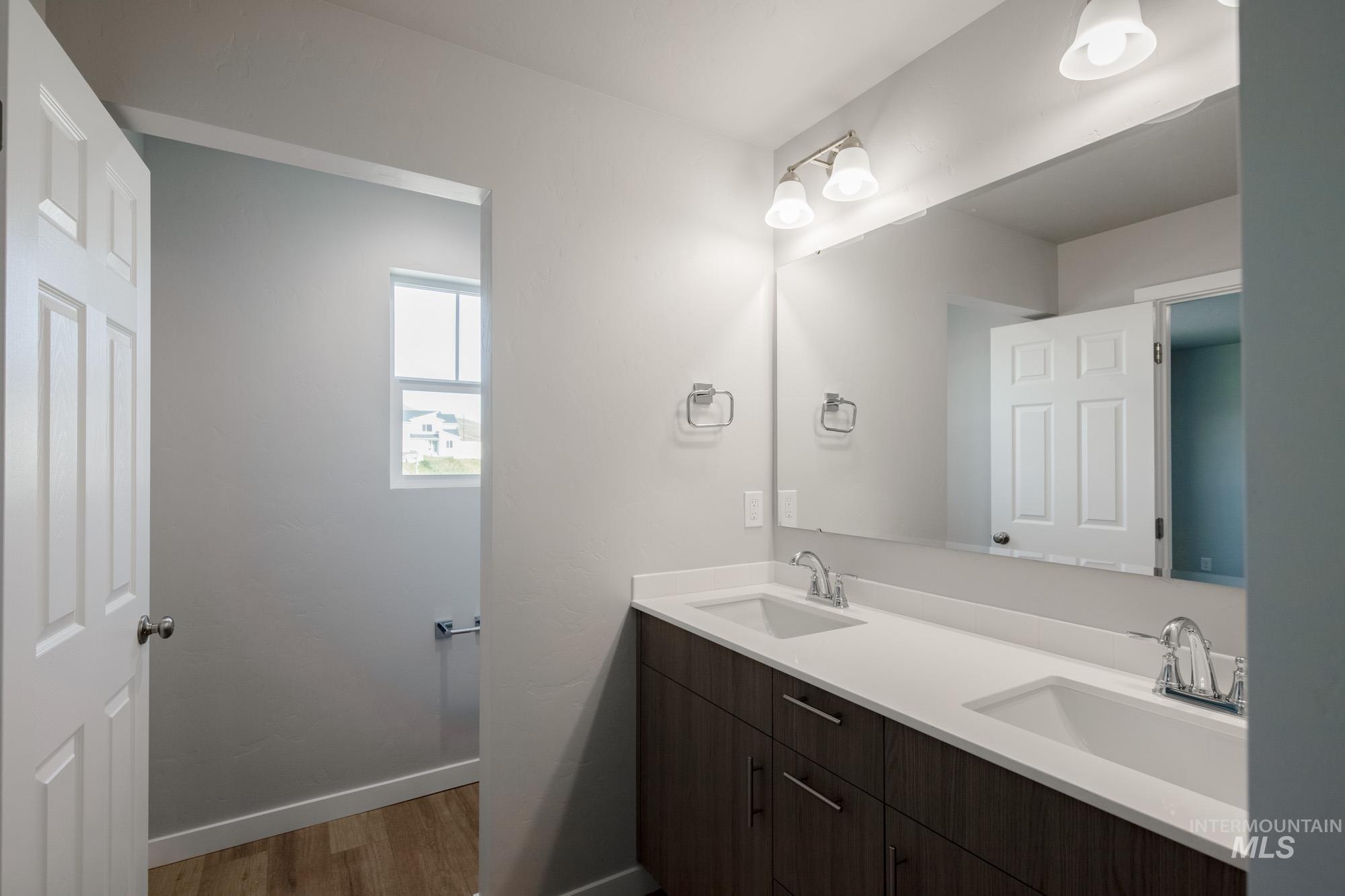 219 Moose St, Horseshoe Bend, Idaho 83629, 3 Bedrooms, 2.5 Bathrooms, Residential For Sale, Price $345,990,MLS 98967473