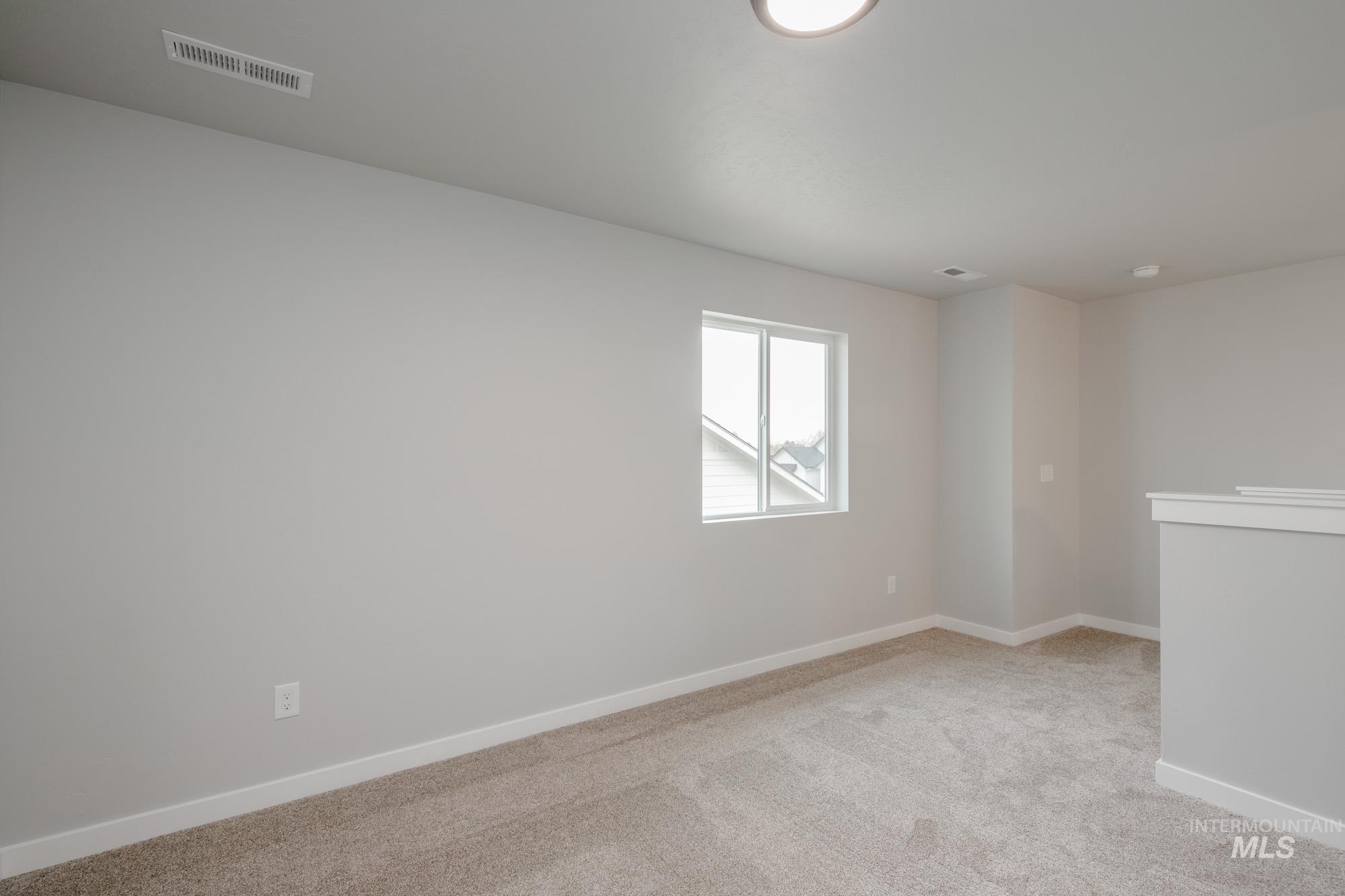 10484 W Teratai St, Star, Idaho 83669, 3 Bedrooms, 2.5 Bathrooms, Residential For Sale, Price $464,990,MLS 98967479