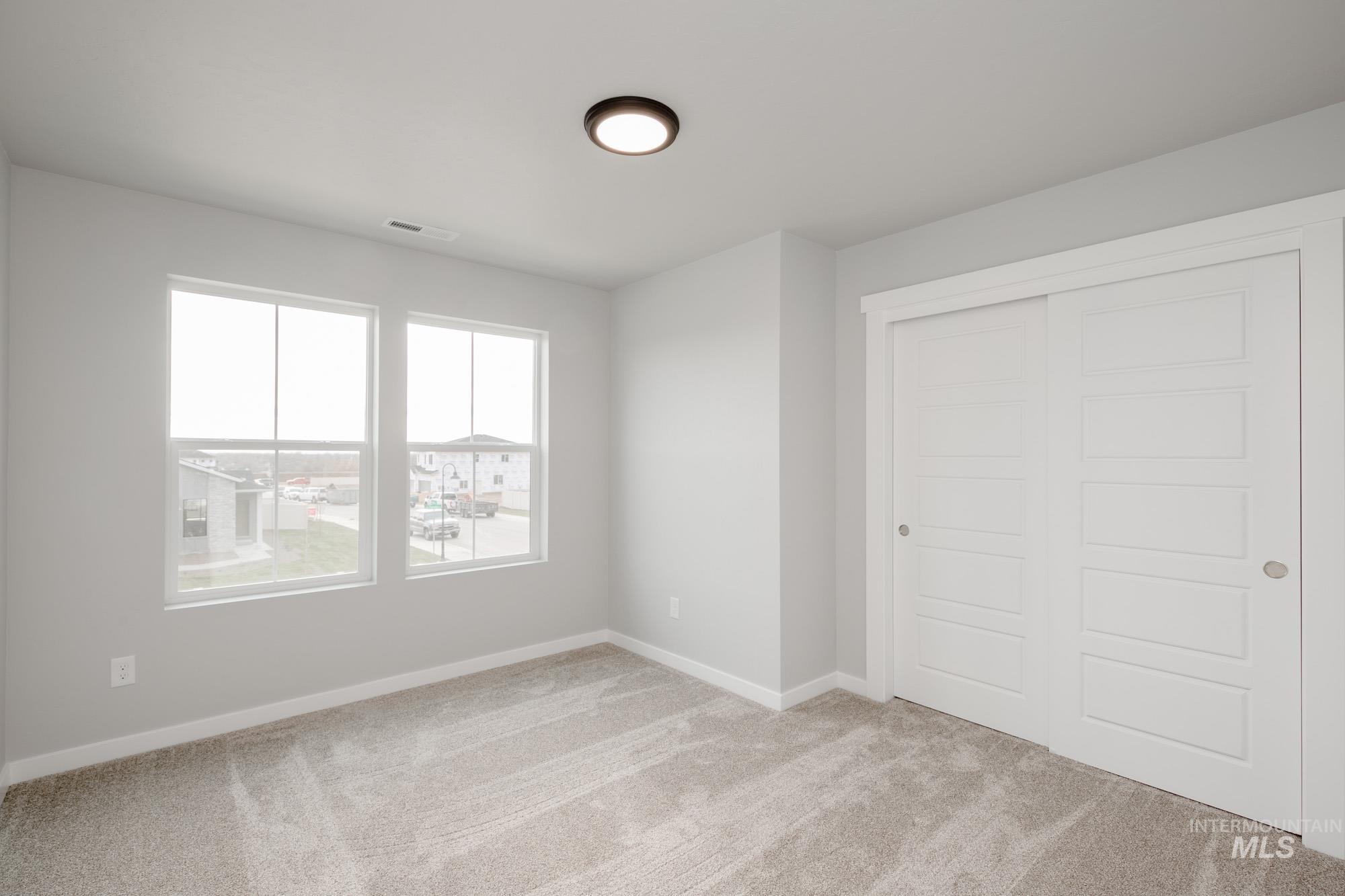 10484 W Teratai St, Star, Idaho 83669, 3 Bedrooms, 2.5 Bathrooms, Residential For Sale, Price $454,990, 98967479