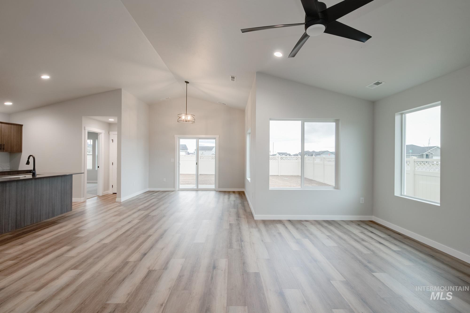 16657 Sentinel Ave, Caldwell, Idaho 83607, 4 Bedrooms, 2 Bathrooms, Residential For Sale, Price $441,990,MLS 98967483