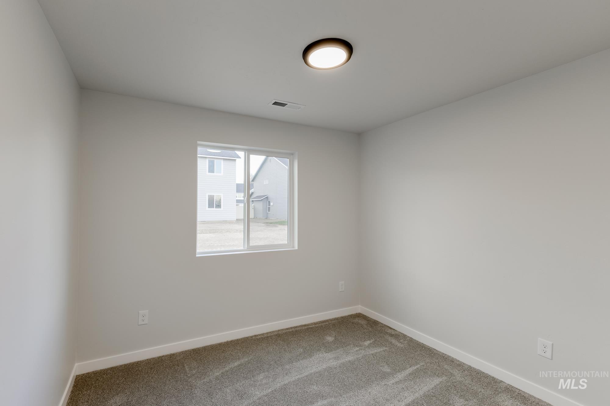 16725 Sentinel Ave, Caldwell, Idaho 83607, 5 Bedrooms, 3 Bathrooms, Residential For Sale, Price $446,990,MLS 98967486