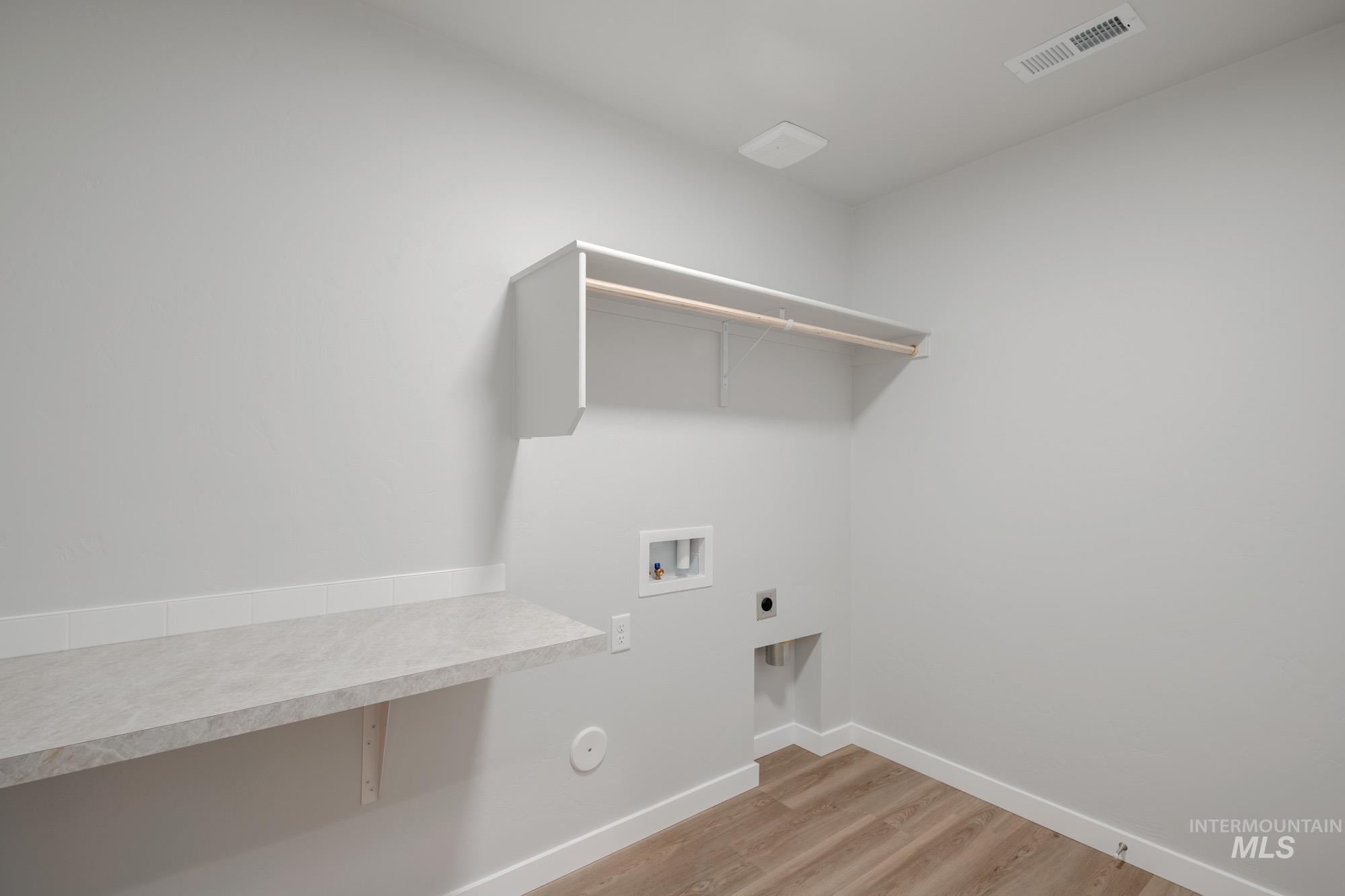 16730 Dunning Way, Caldwell, Idaho 83607, 4 Bedrooms, 2 Bathrooms, Residential For Sale, Price $428,990,MLS 98967487